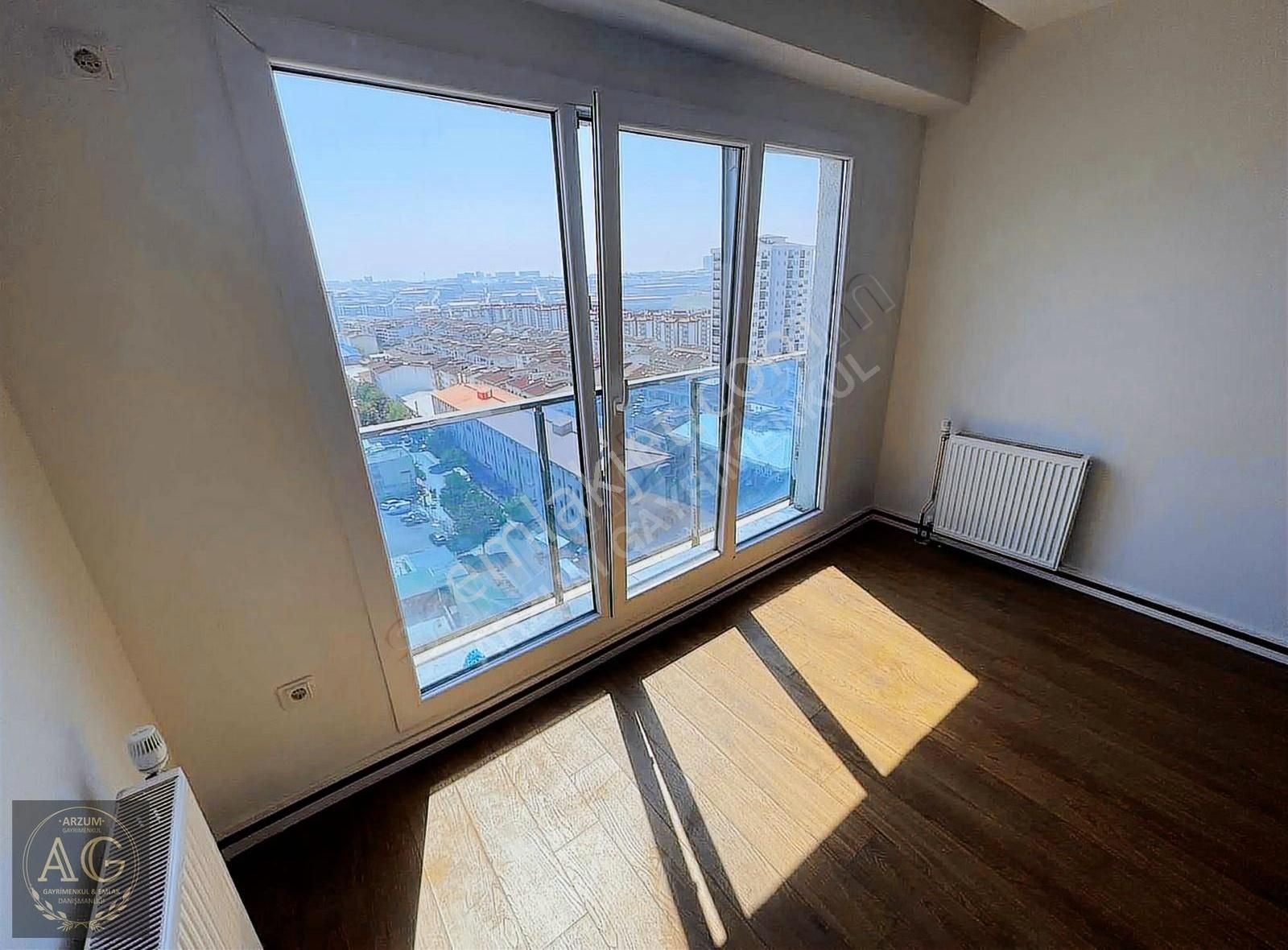 Yalçıntepe Rezidans 86m2 Kiralık 1+1 Boş Daire 15.000 Tl