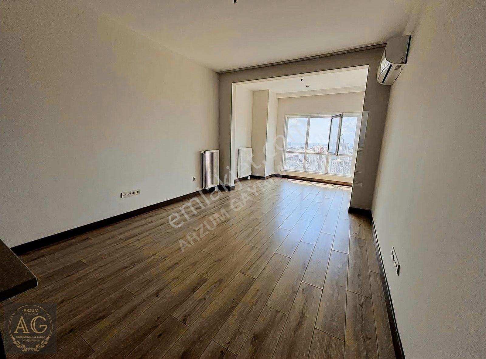 Tual Bahçekent 3.parsel Vadi Cephe Kiralık 1+1 Daire 22.000tl