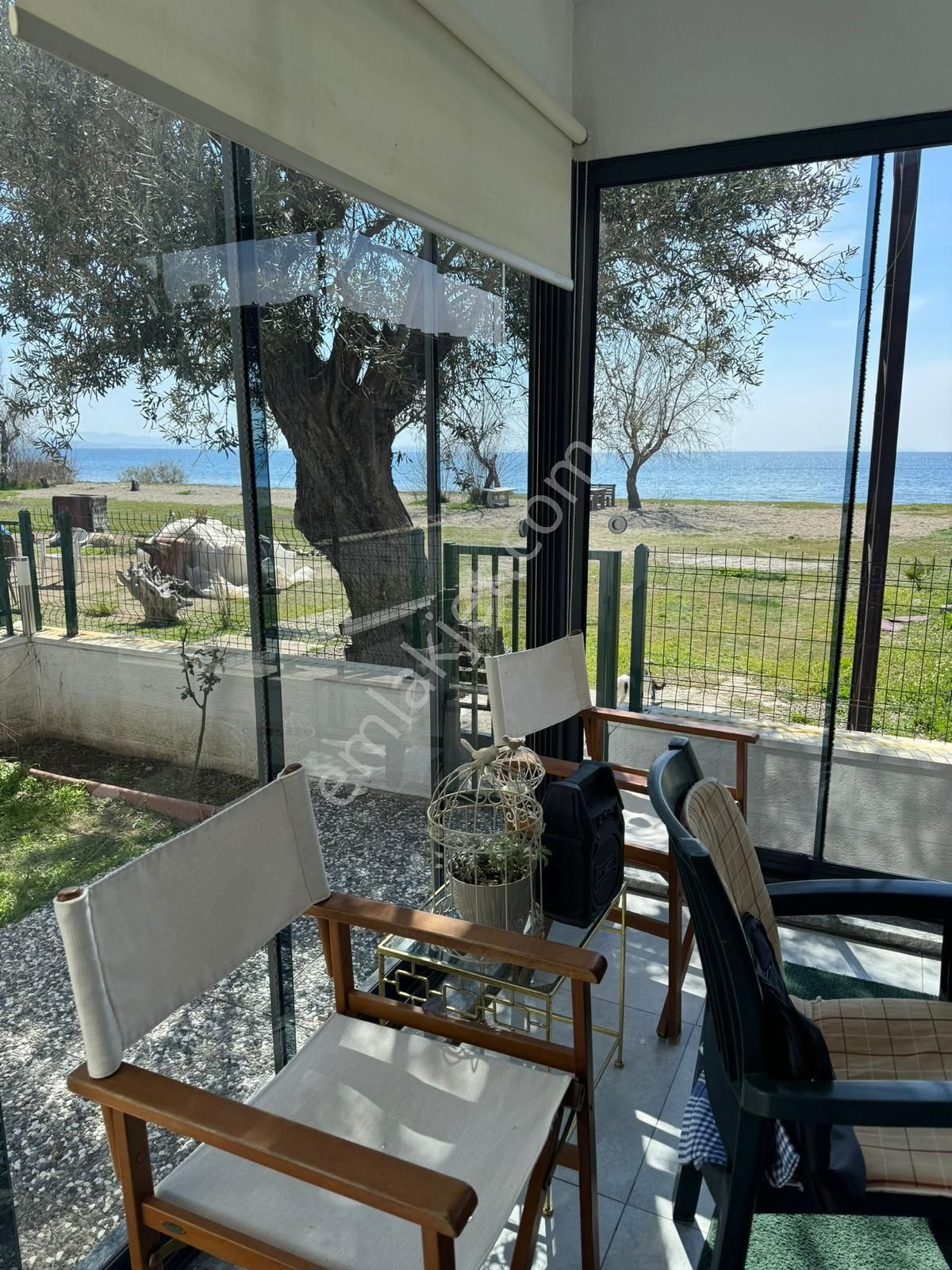 Güçkü Kardeşler Bölgenin En Nezih Yeri Fenerde Denize Sıfır Tam Müstakil 5+1 Villa - Görsel 9