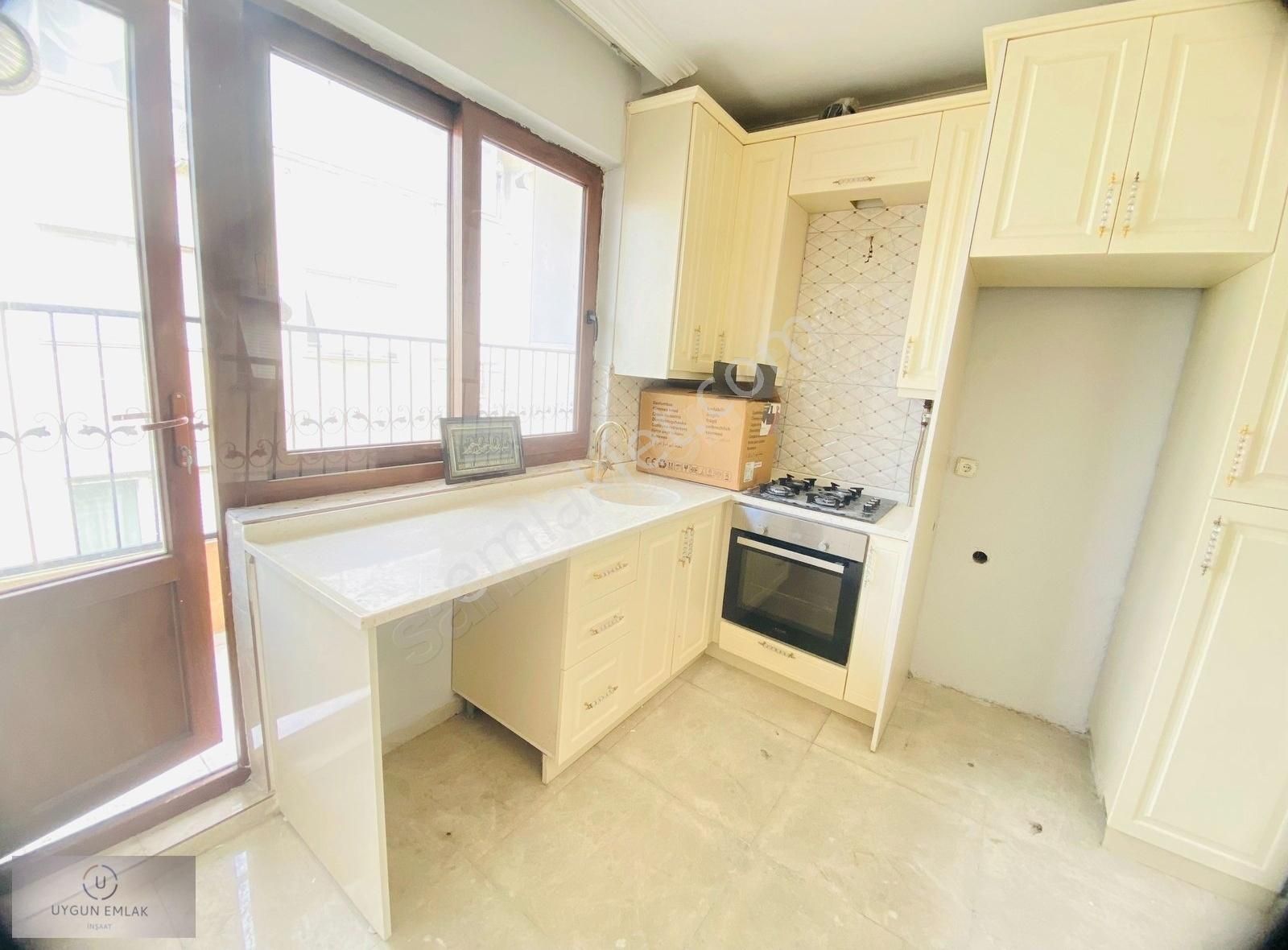 Kiralık Daire 2+1 Kapalı Mutfak Doğalgazlı Çift Balkonlu
