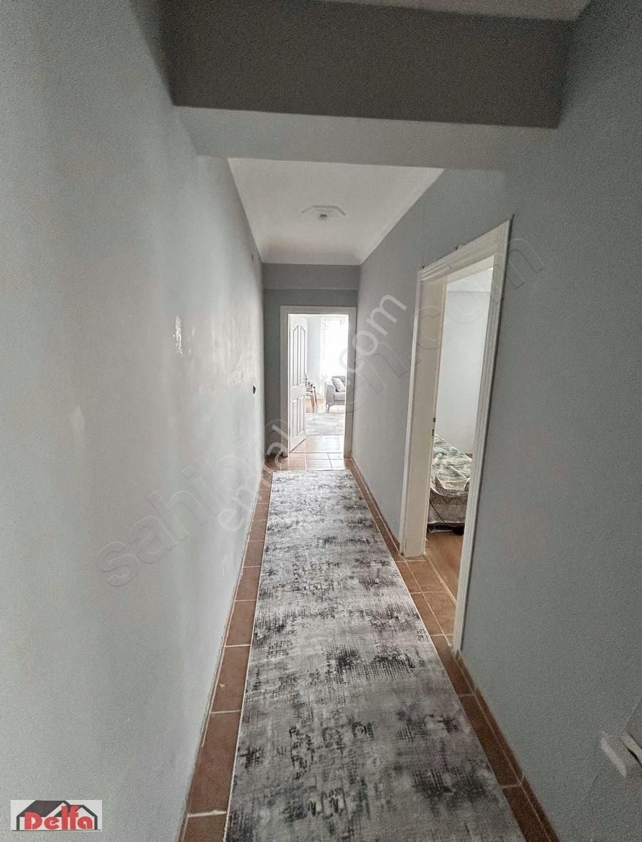 Delfa Yapıdan Şehir Merkezinde İskanlı.ara Kat 2+1 Daire