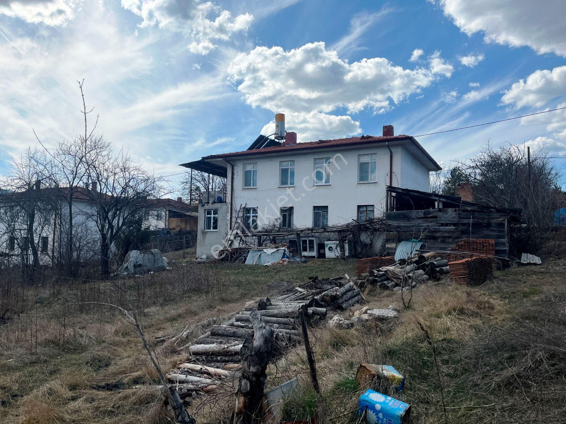 Mudurnu Kurtlar Köyü 21.498m2 Yol Kenarı Yatırımlık Satılık Arsa