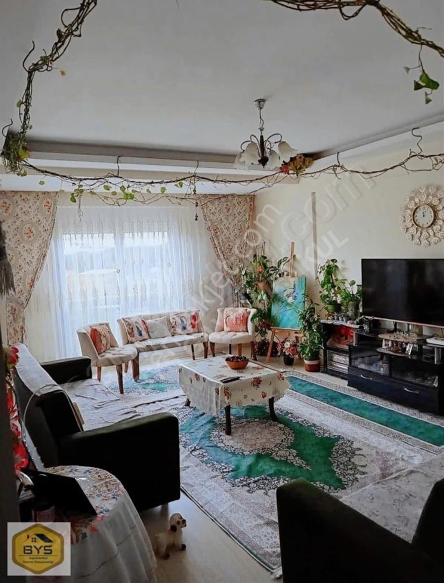 Torbalı Mah. Merkezi Lokasyonda Satılık 3+1 Daire