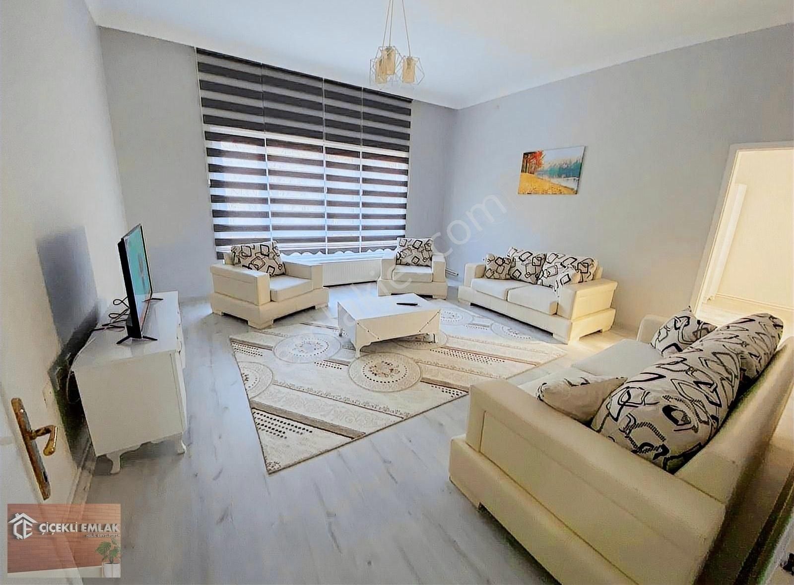 Etlik Kıvrımlı'da 2+1 Ön Cephe Memur Kiracılı Eşyalı Satılık