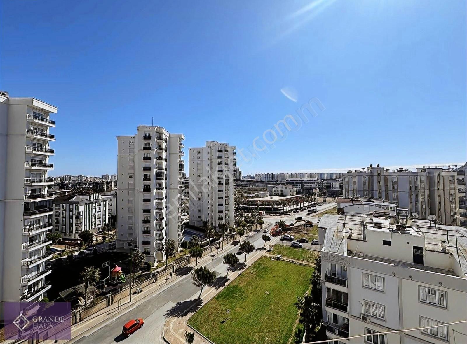 Konyaaltı/hurma Site İçi Satılık 2+1 Daire