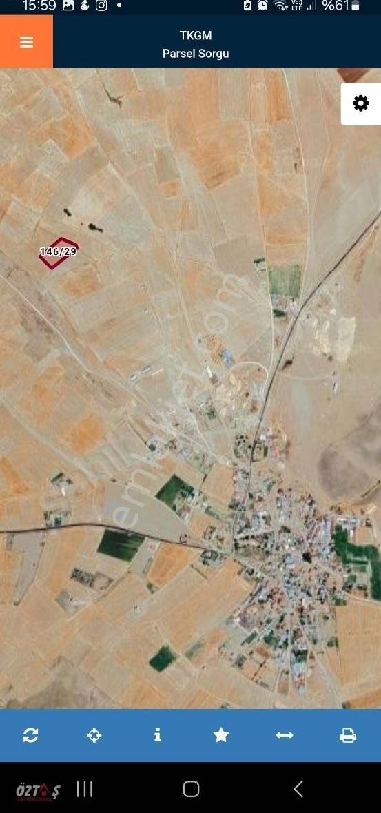 Eski Ömerlerde Uygun Tarla (köye Yakın)