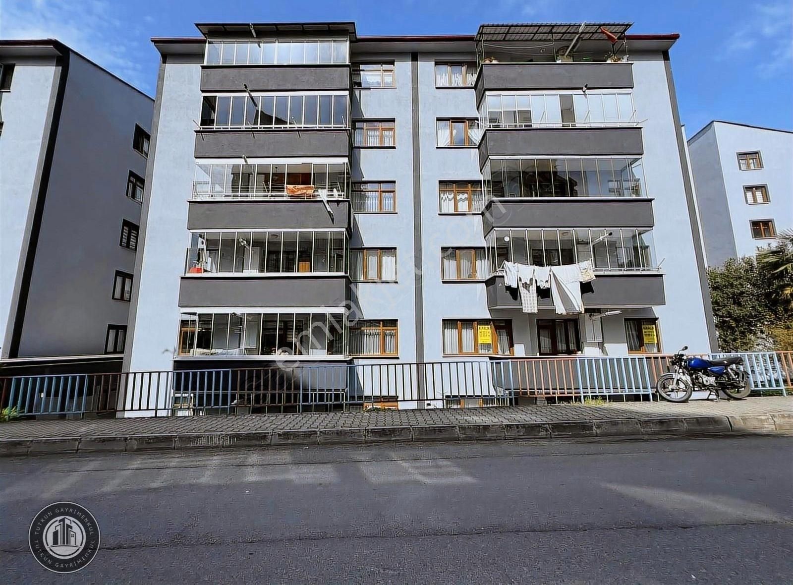Tutkun Gayrimenkul'den Soğuksu'da Kiralık 2+1 Temiz Daire