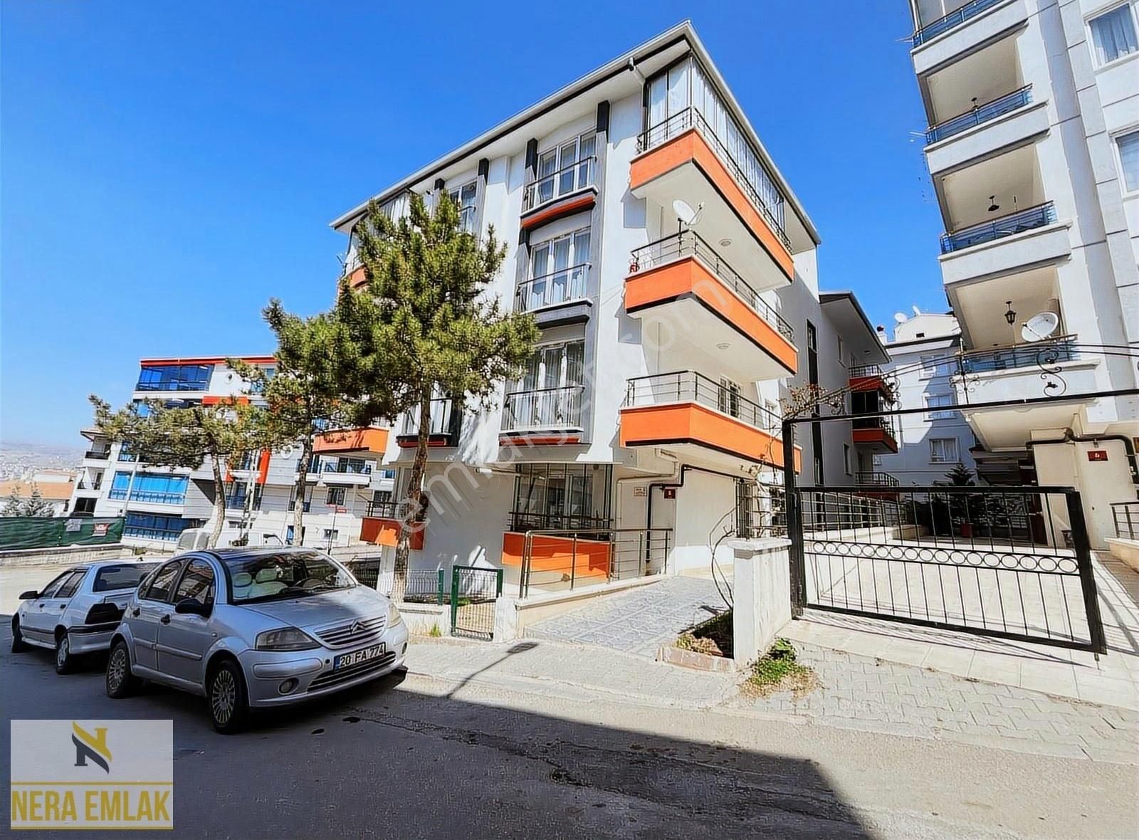 Şengülüm Market Yakını Cepheleri Acık Yapılı Asansörlü Acil 2+1