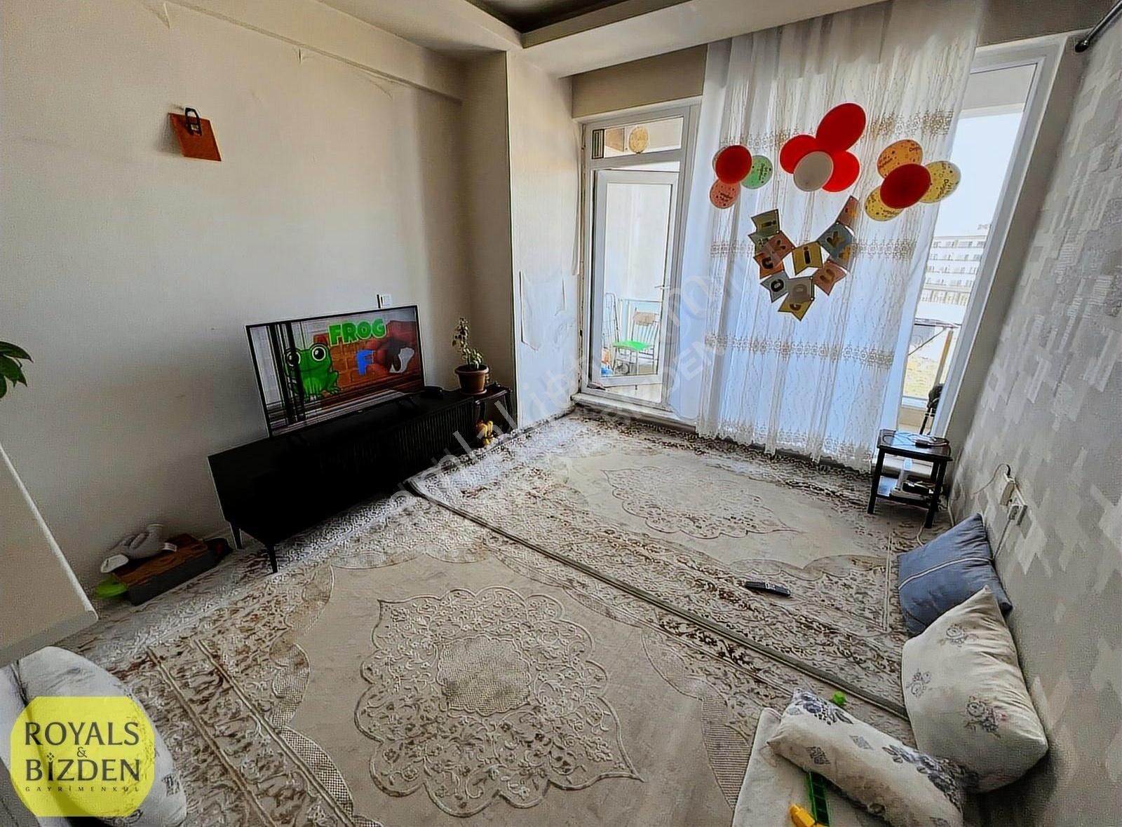 Selçuklu Kosova Mh. Kiracılı Arakat Site İçi 1+1 Stüdyo Daire..!