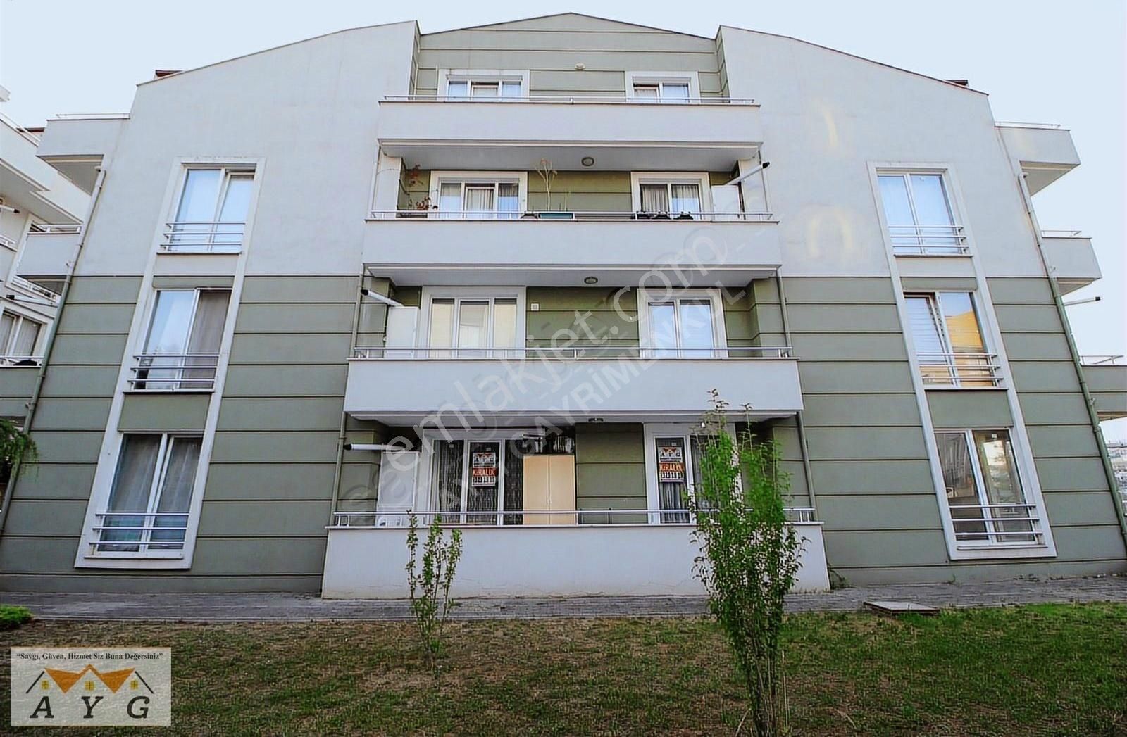Üniversite Yolu Bağçeşme Mevkii Site İçinde Eşyalı Kiralık Daire