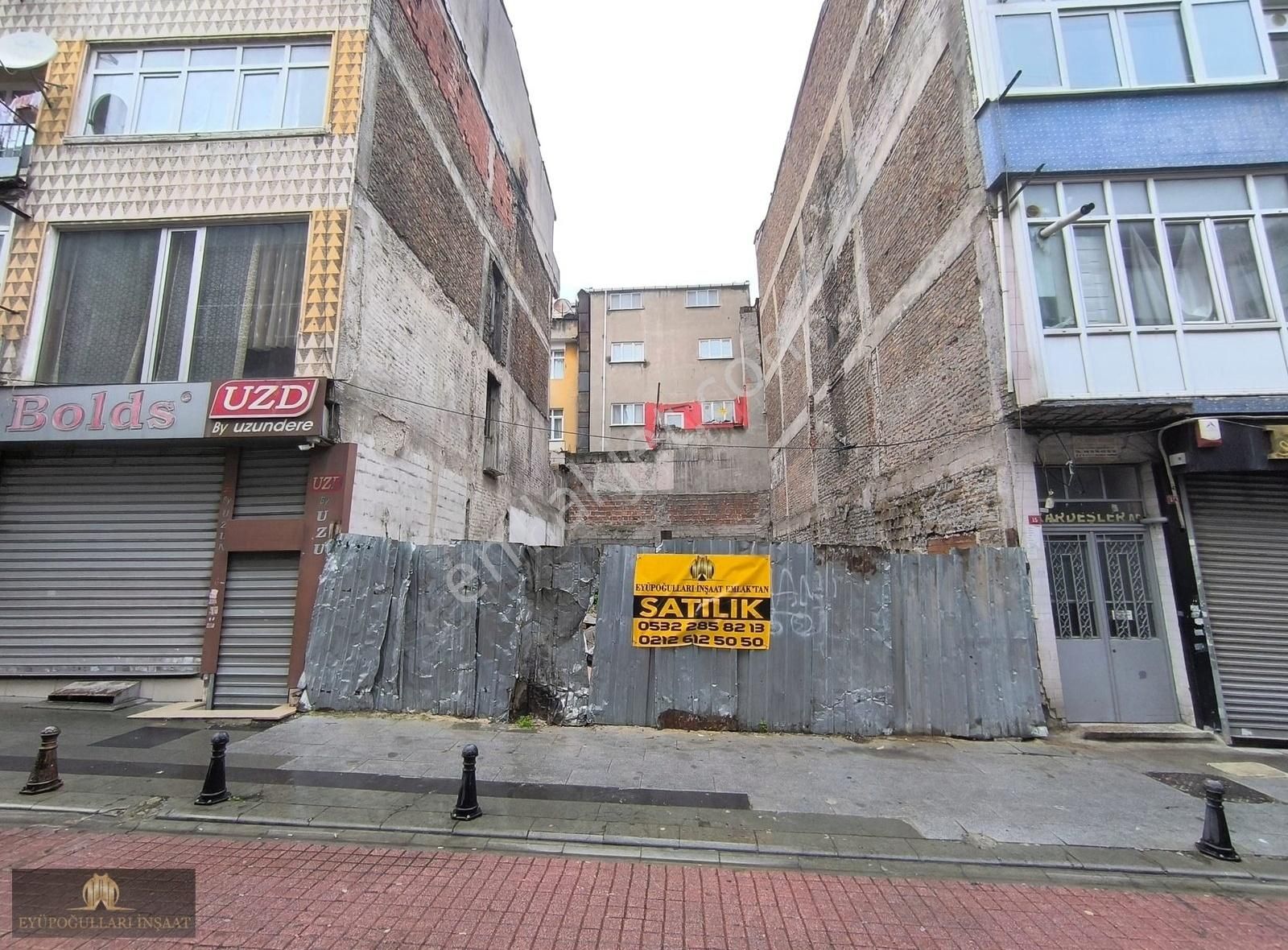 Bayrampaşa Trikocular Caddesinde 145m2 İmara Uygun Satılık Arsa