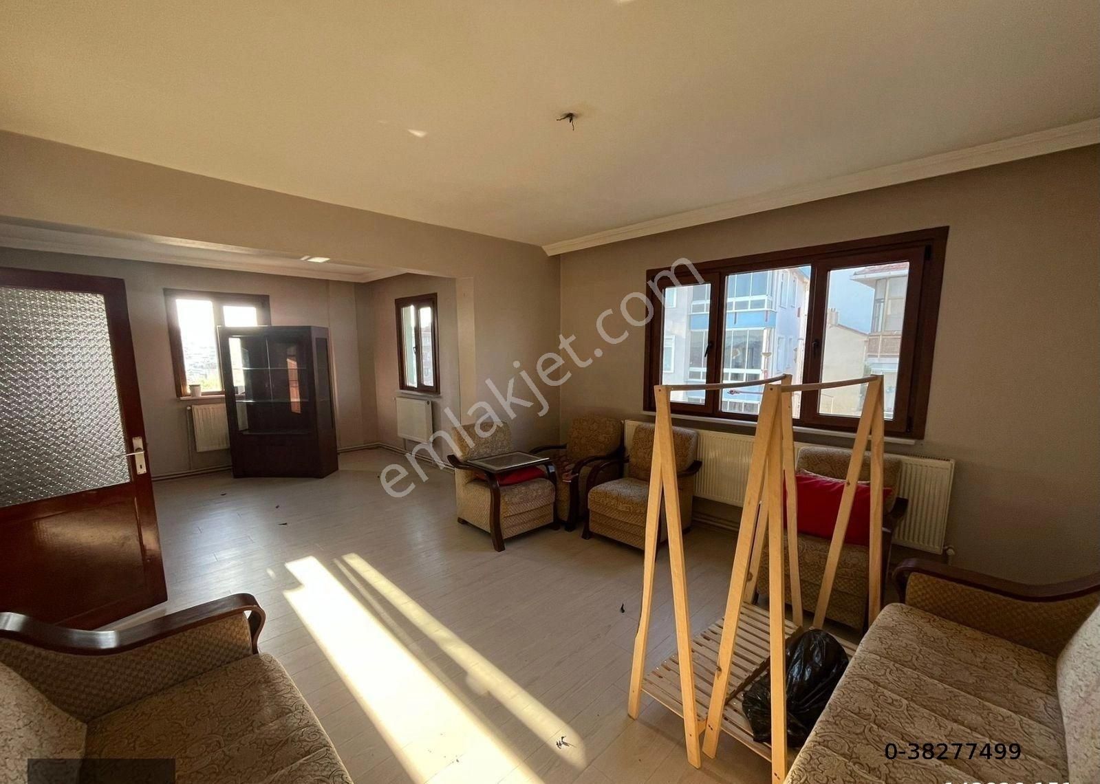 Nexus'tan Yavuz Mahallesinde Ana Yol Üzerinde 3+1 Kiralık
