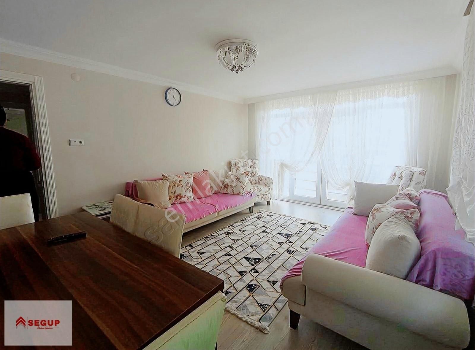 Ömürevleri Tramvaya Cephe Fırsat 2+1 Kiralık Daire9