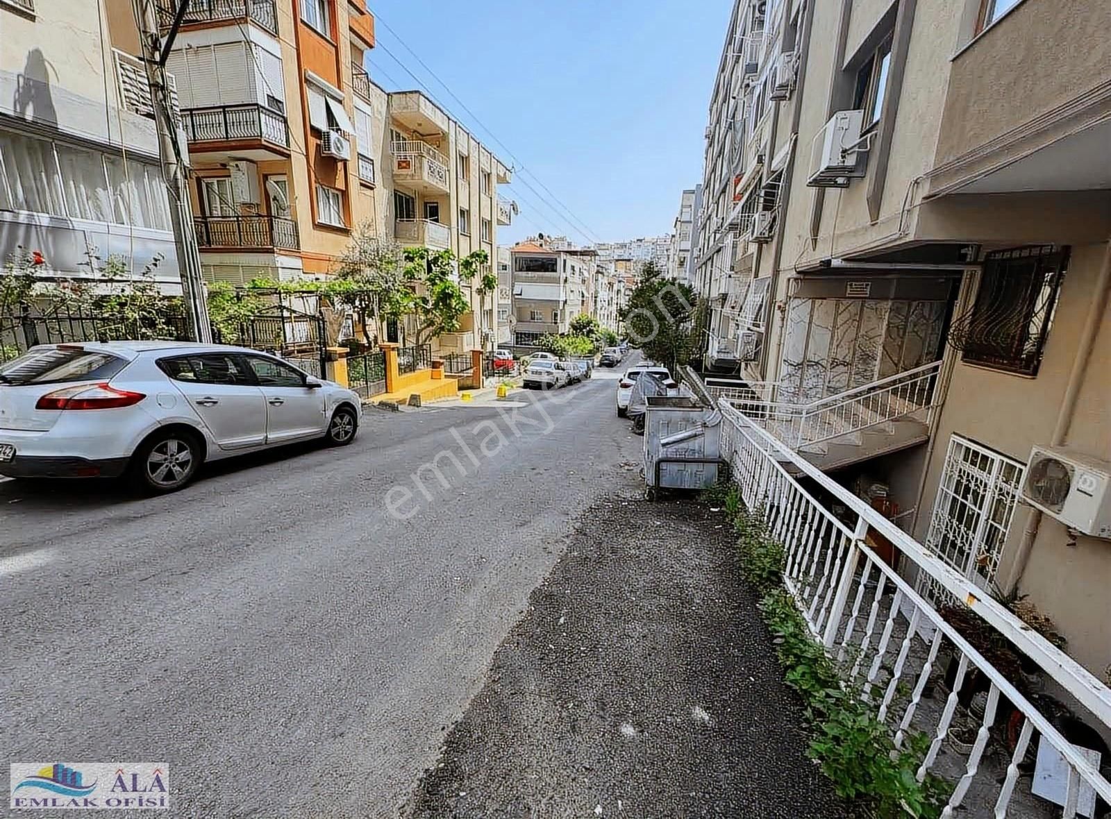 Acill Mit Evleri Yakını 2+1 Full Tadilatı Bahçeli Doğalgazlı
