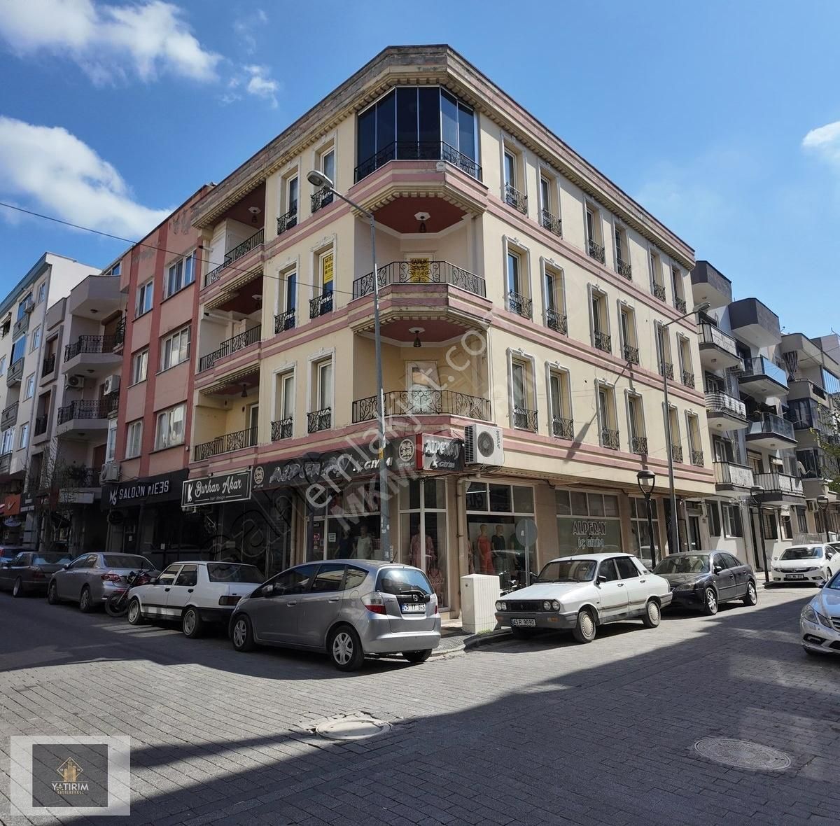 Ragıpbey Tahirün Caddesine Yakın Köşe 140 M2 Bakımlı Arakat 3+1
