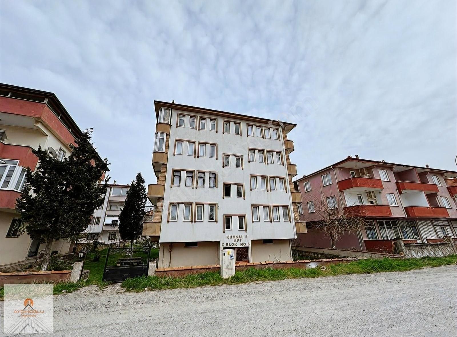 *** Denize 100 Mt 3. Kat 2+1 Mutfak Ayrı Geniş M² Daire ***