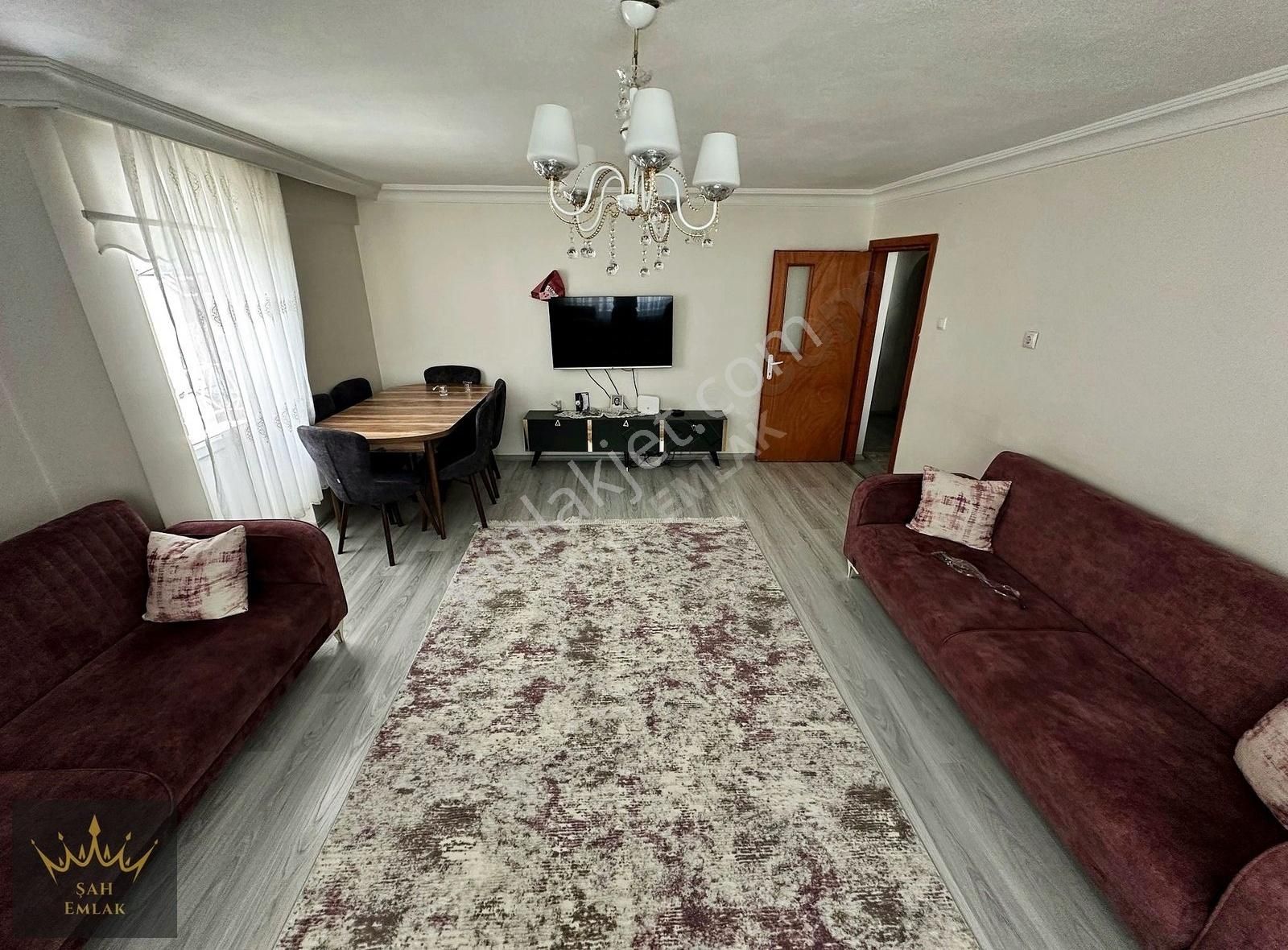 Şah Emlak'tan Tandoğan Mh.'de Bağımsız 3+1 125m² Satılık Daire