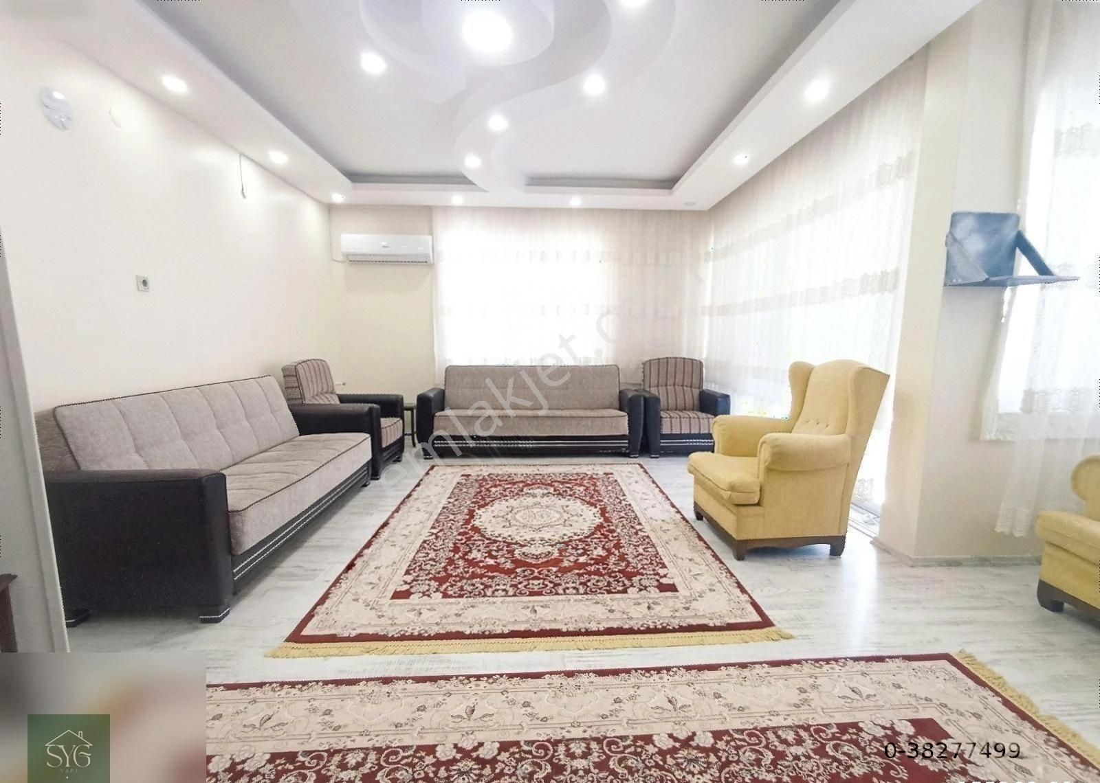 Acil Memurevleri Asansörlü 2+1 Doğalgaz Kapıda 130 M² Satılık