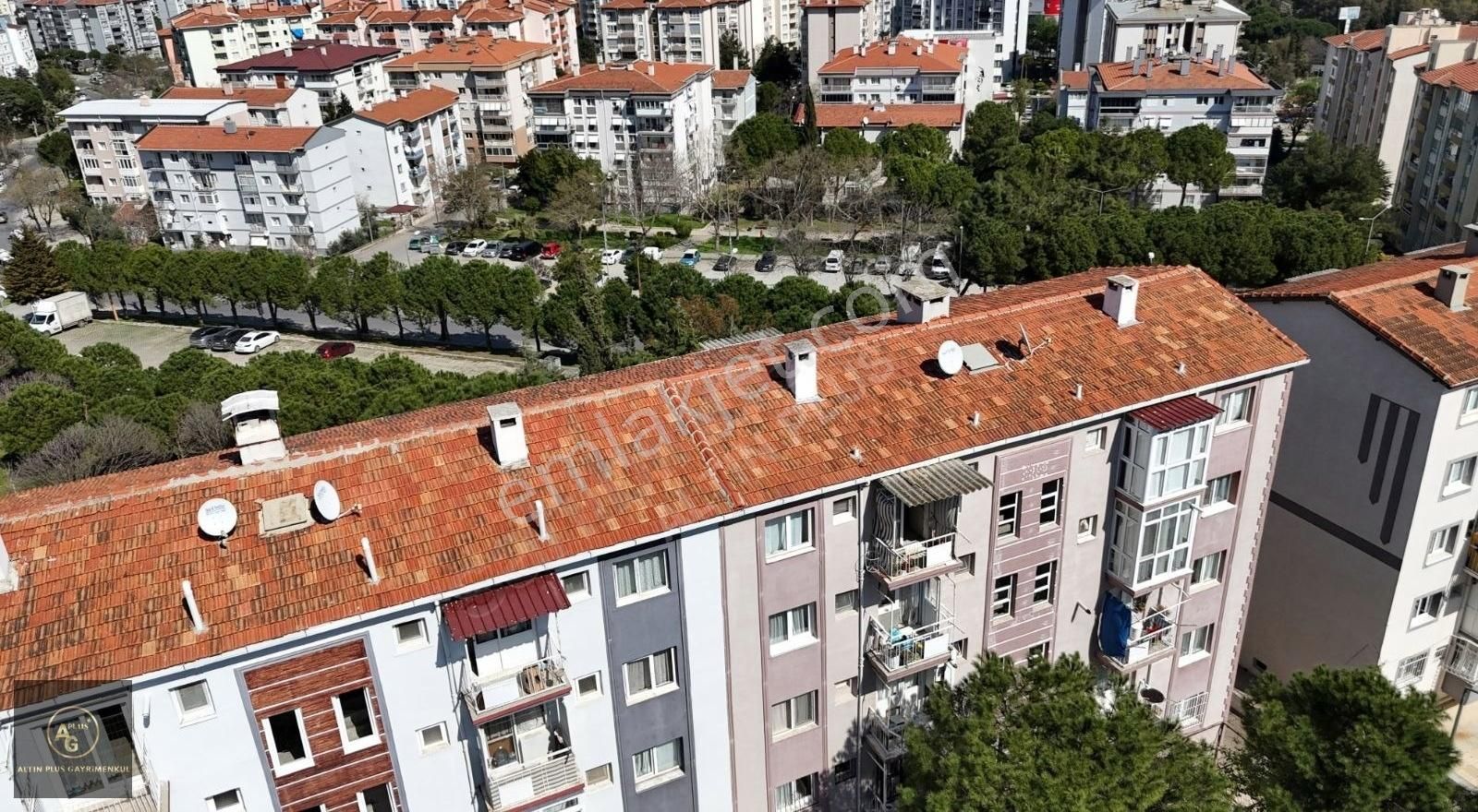 Gaziemir Sosyal Konutlar'da 2+1 Doğalgazlı Çitf Cepheli Daire