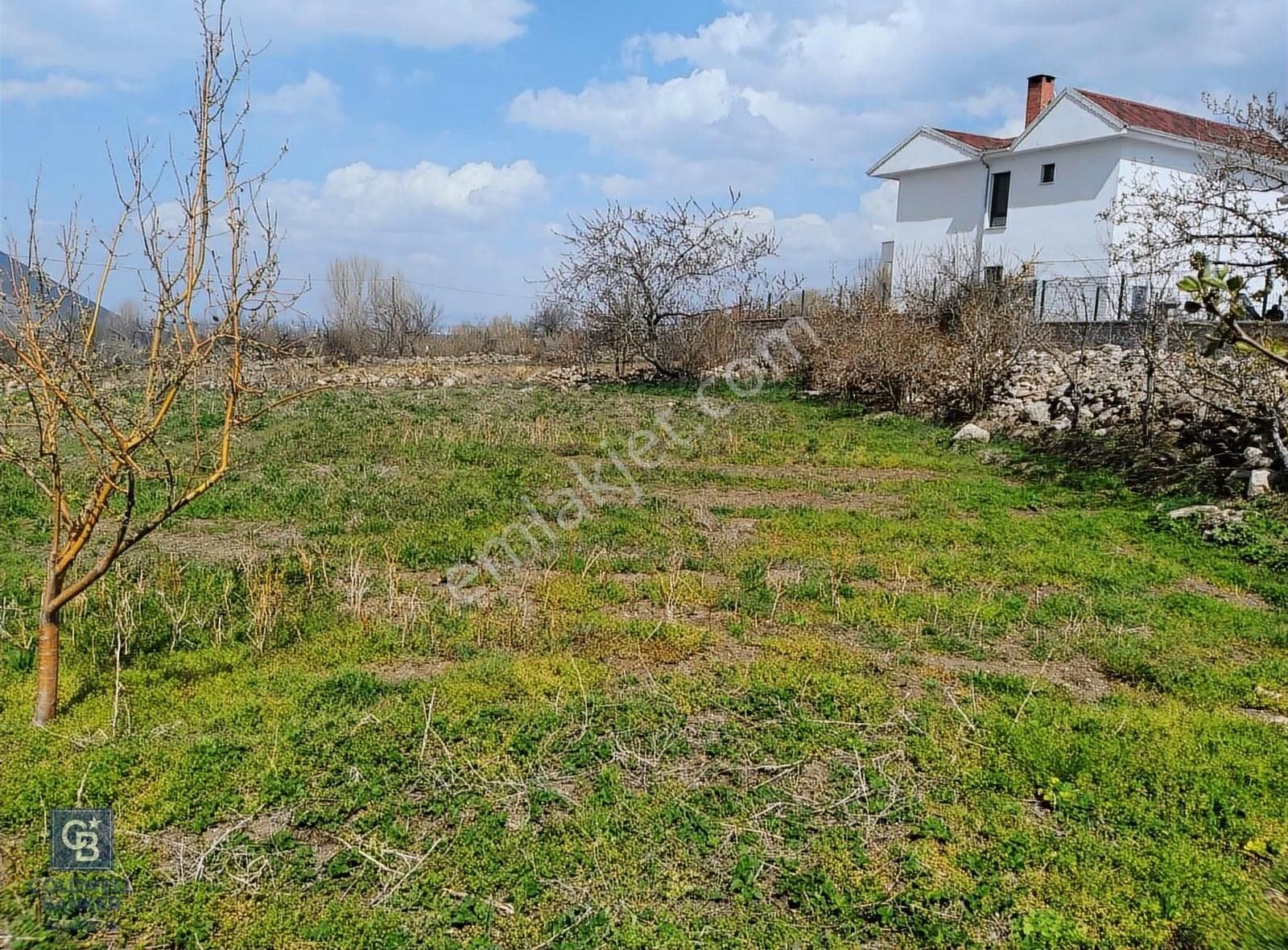 Kıranardı'nda Mükemmel Konumda 1028 M2 Satılık Villa Parseli
