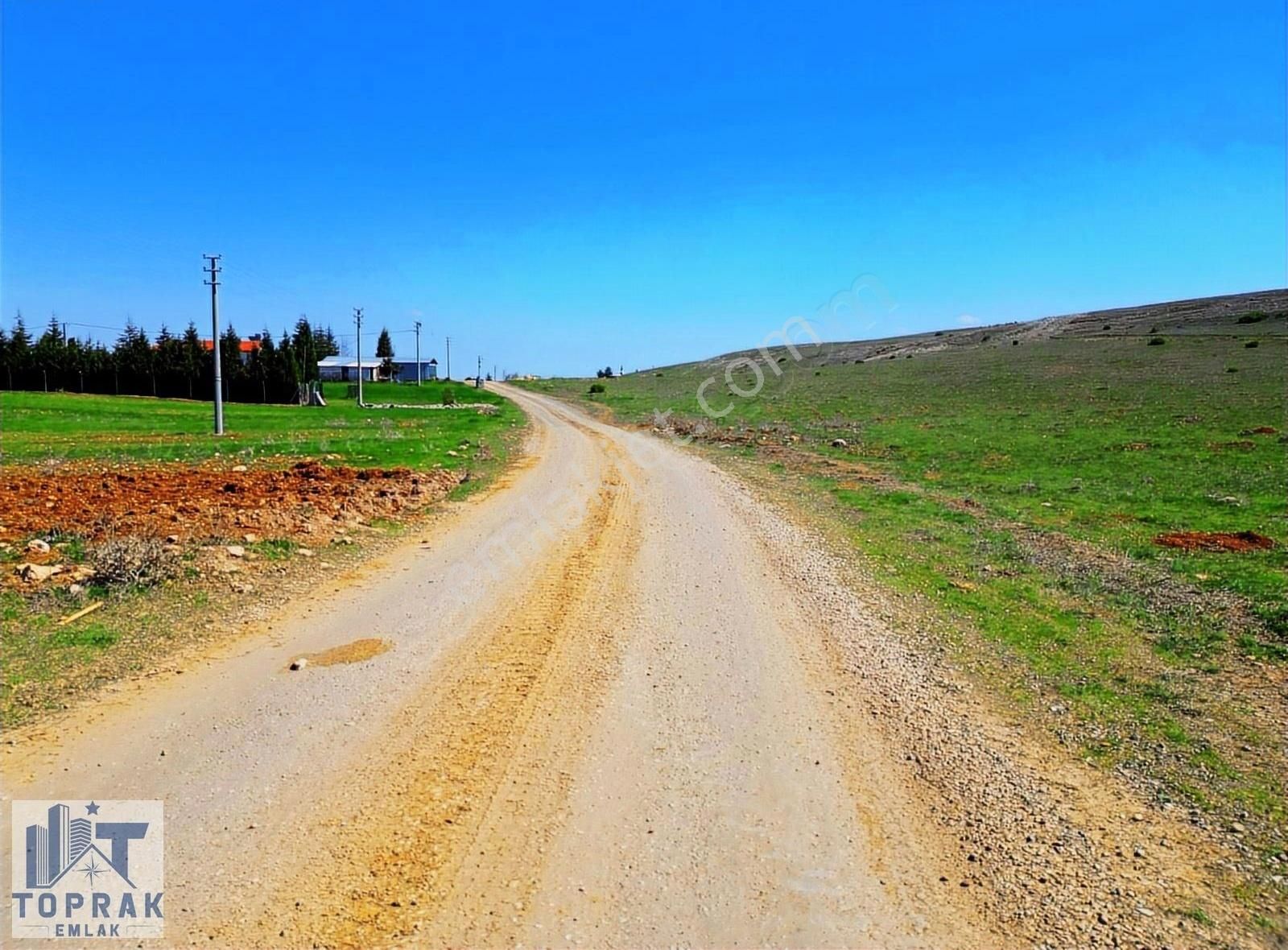 Toprak Emlaktan Turgutlar Mh Hobi Bahçeleri Yakını Satılık Tarla