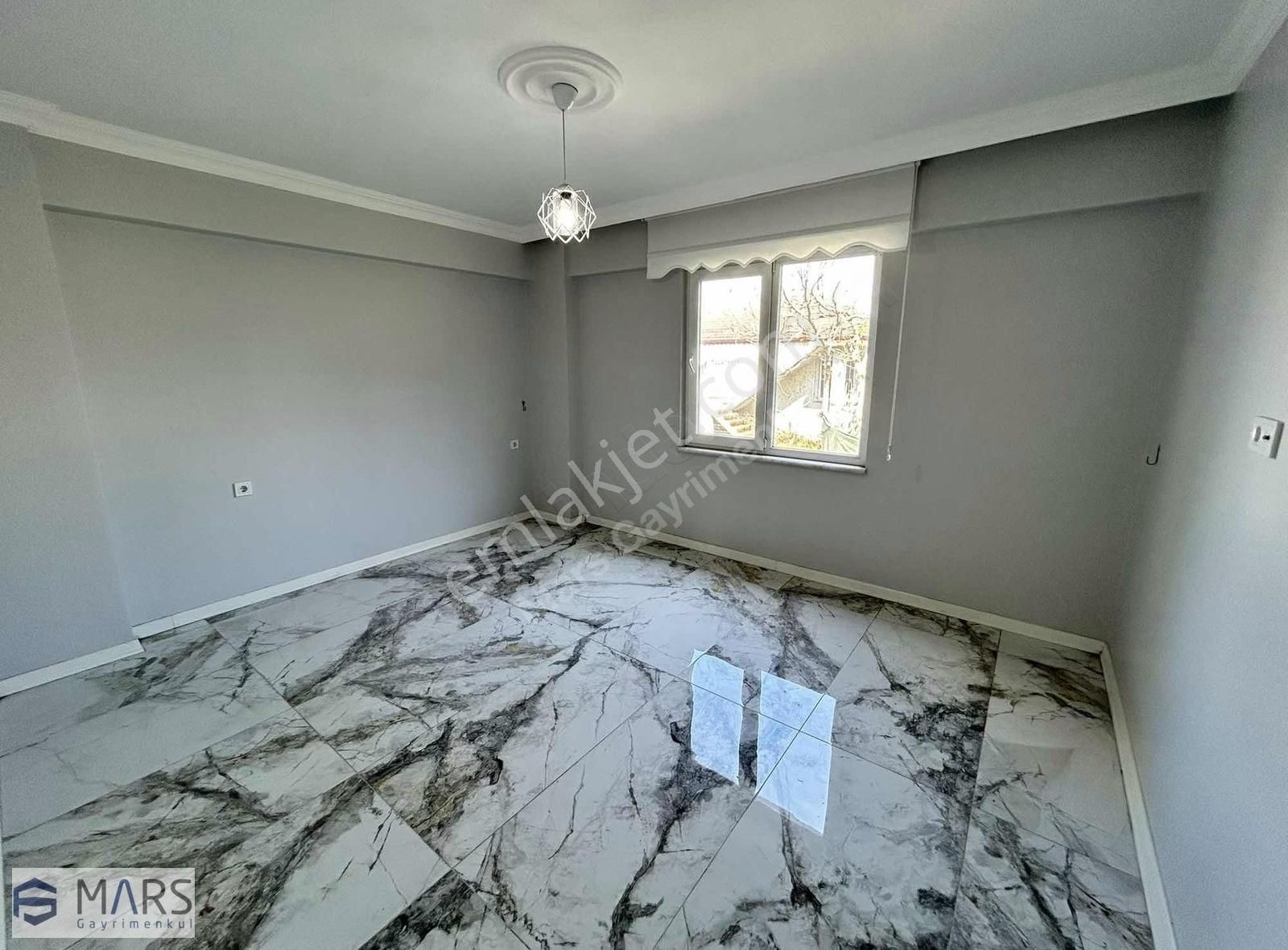 338 M² Müstakil Arsa İçerisinde, 128 M² İki Adet Sıfır Daire - Görsel 11