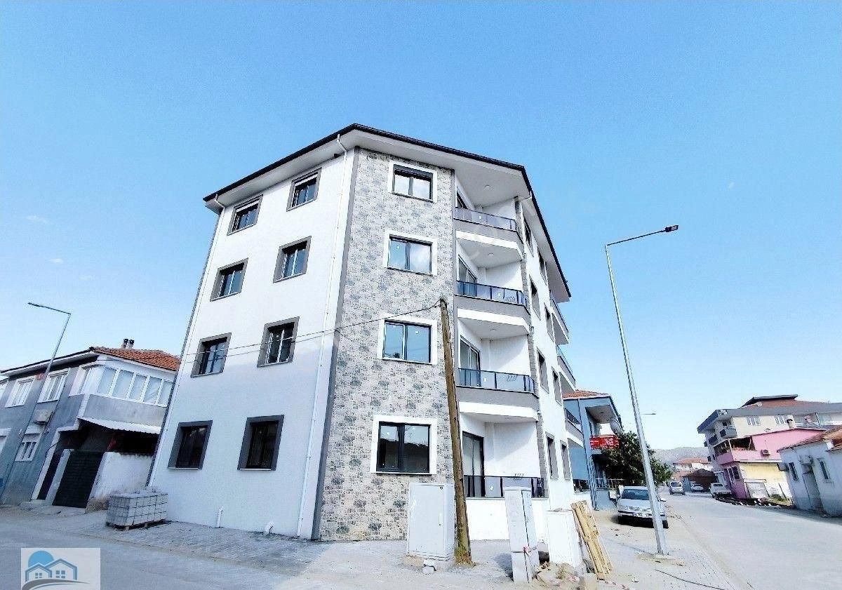 Marinadan Köşe Konumlu Ferah Lüks Daireler - Görsel 3