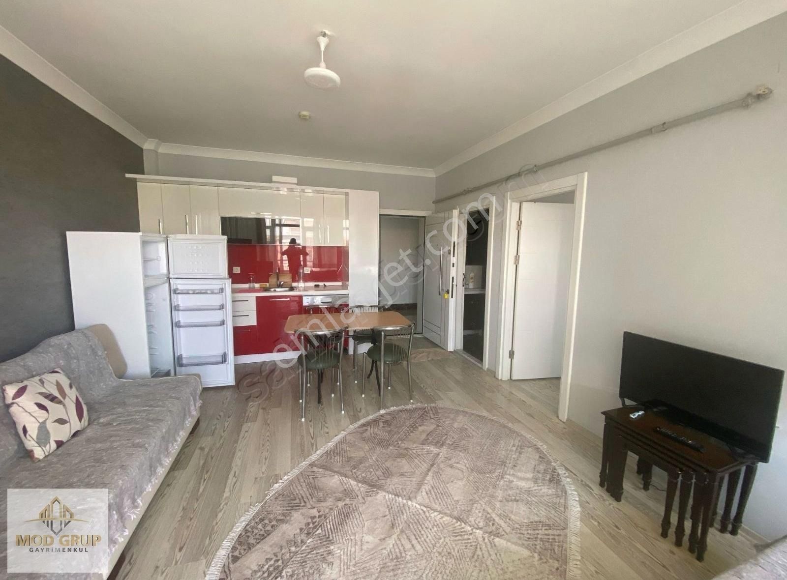 Eryaman Zirve Loft Da 24 Saat Güvenlikli Sitede Eşyalı 1+1