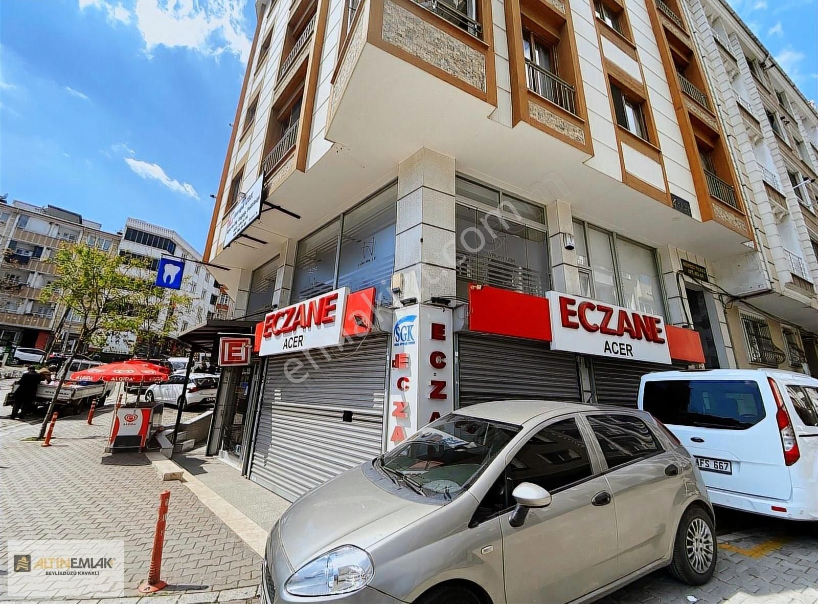 Mehterçeşme Merkez Cadde Üstü Depolu Dükkan 160 M2