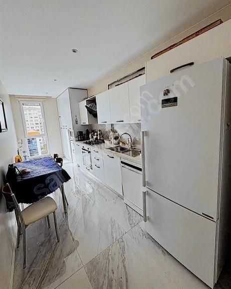 Sahrayicedit Ptt Karşısı Atatürk Cad Üzeri Yeni Bina 2+1
