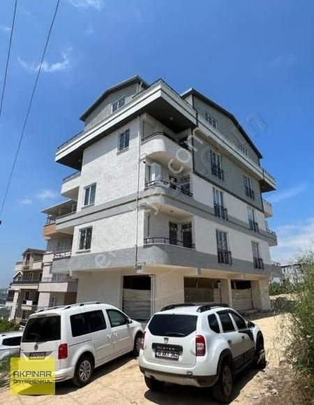 Akpınar Gayrimenkul'den Emek'te 5+1 Satılık Dubleks Daire
