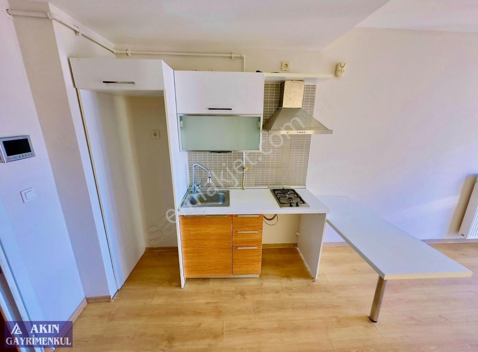 İnnovia 3 Te Satılık 1+1 H Blok Şehir Manzaralı Doğu Cephe