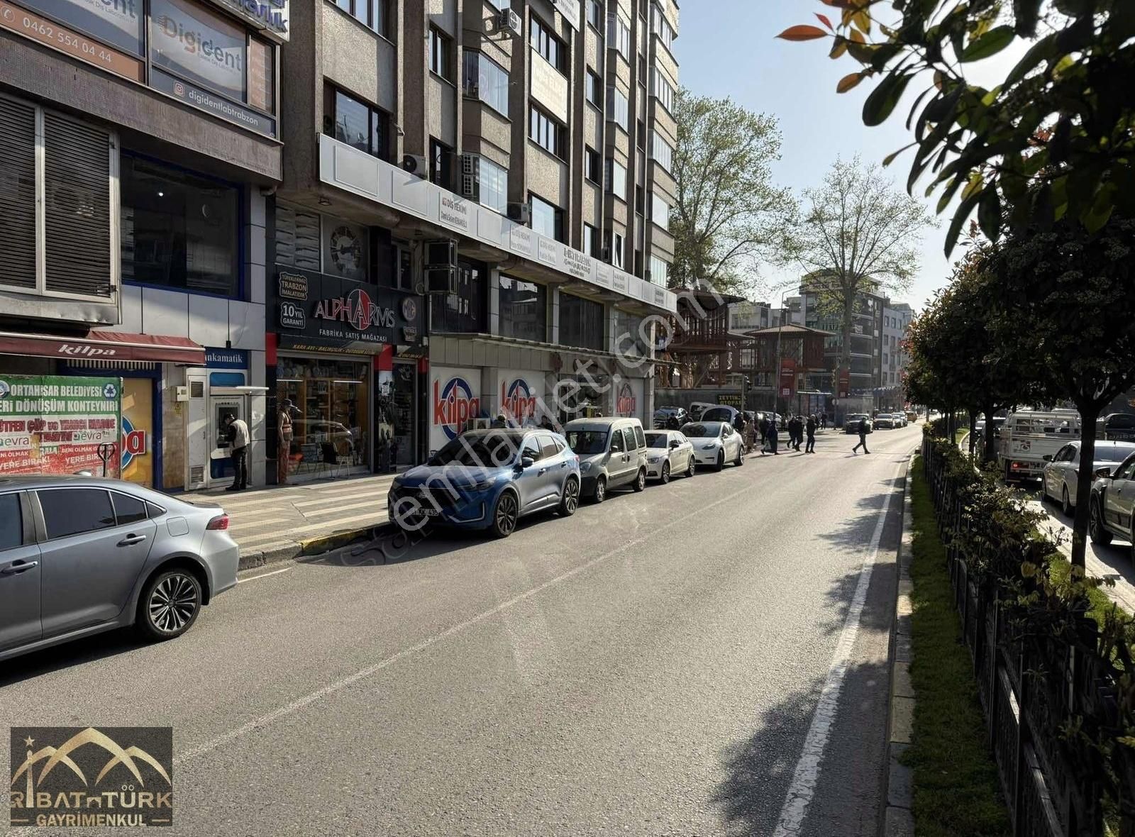 Trabzon Ortahisar Meydan Tanjnat Da 235 M2 3 Kat Kiralık Mağaza