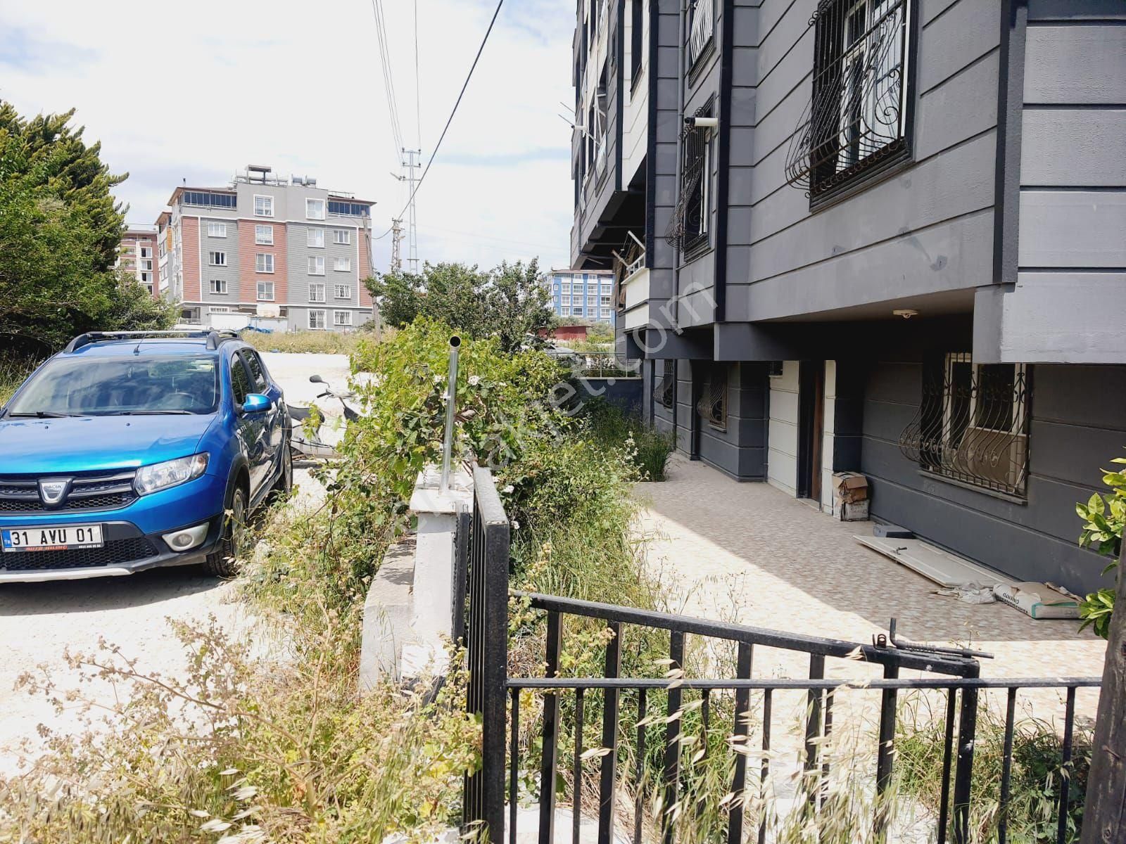 Defne Çekmecede Satılık 3+1 Bahçe Katı