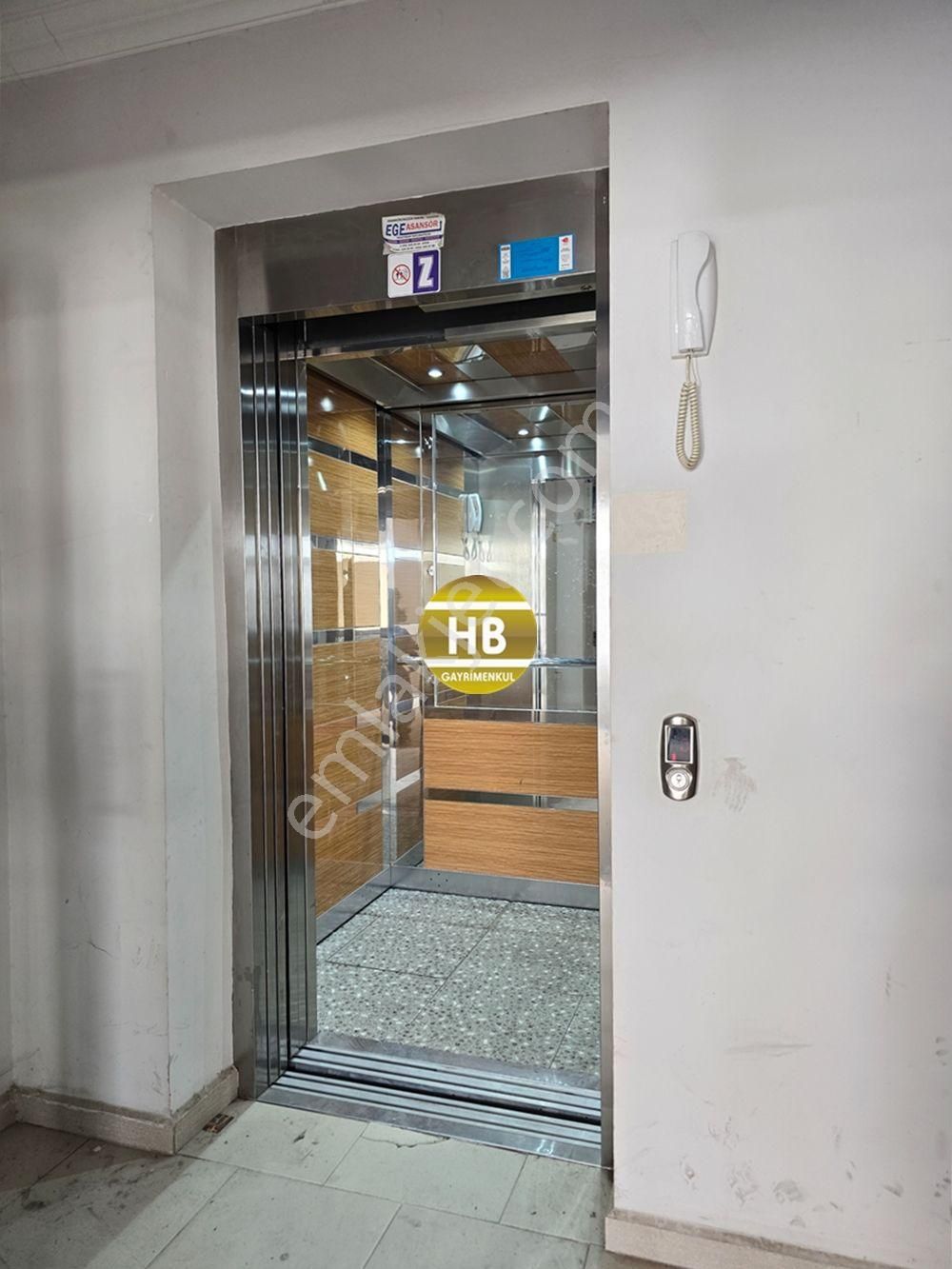 Hb'den Kiralık Daire, Arakat Doğalgazlı Balkonlu Çarşı Yakınında1+1