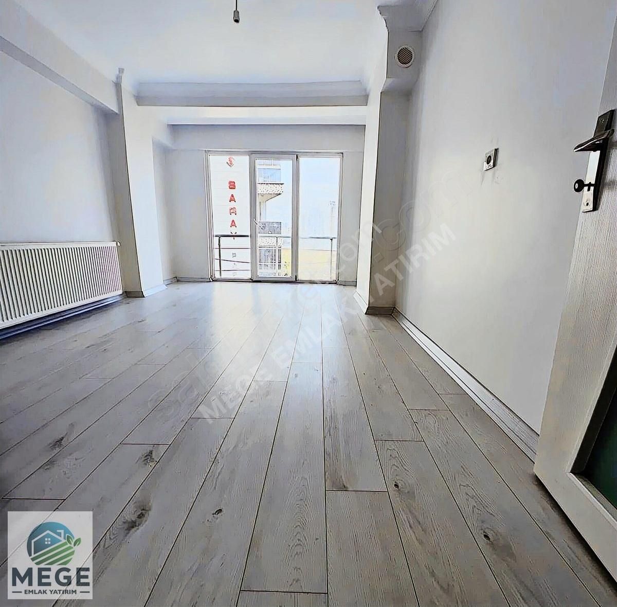 Beylikdüzü Osb'de Her Bütçeye Uygun Şık Tasarımlı 2+1 Daire