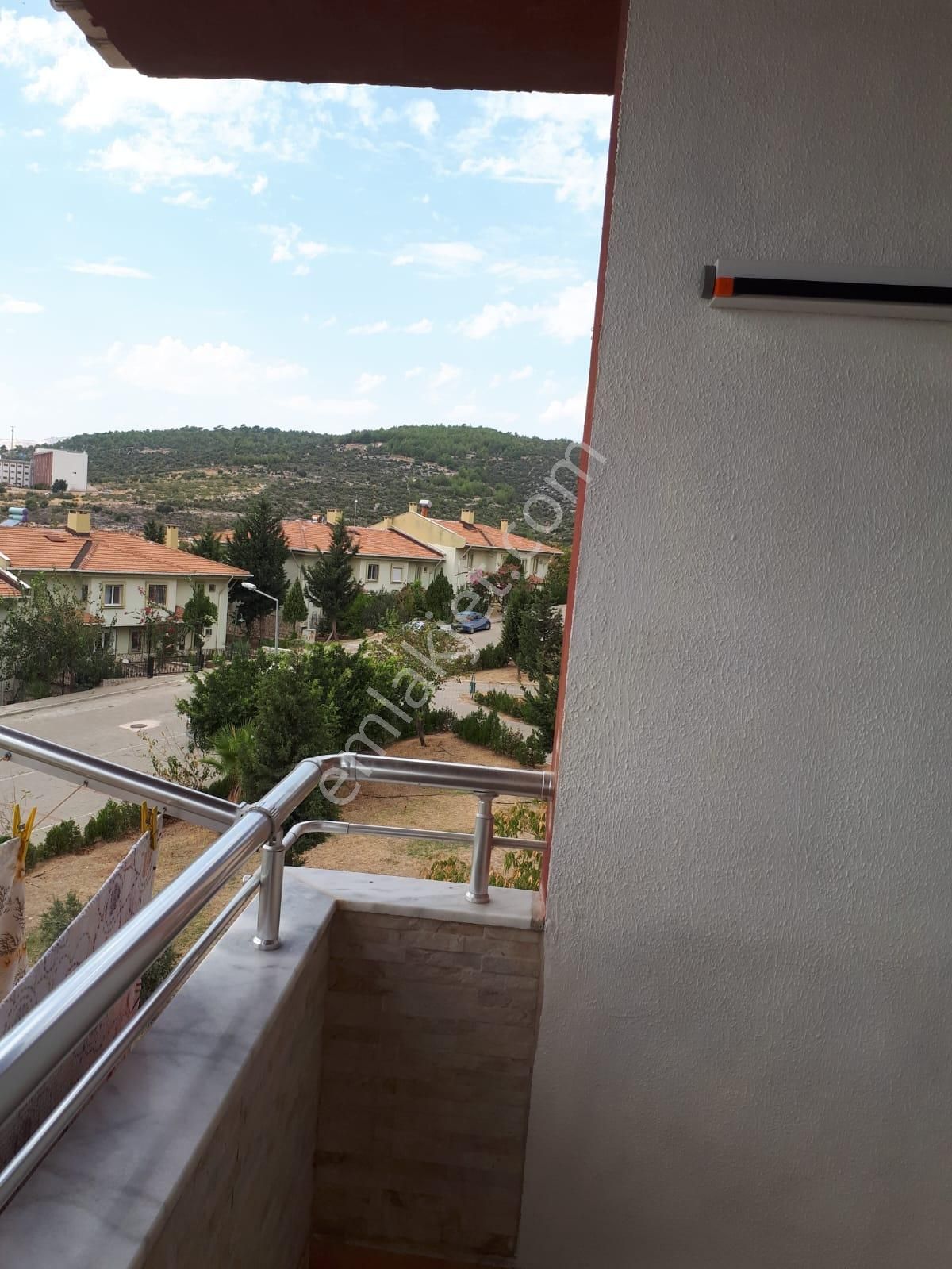 Taşucu Toki'de Kaloriferli Kiralık 3+1 Daire - Görsel 4
