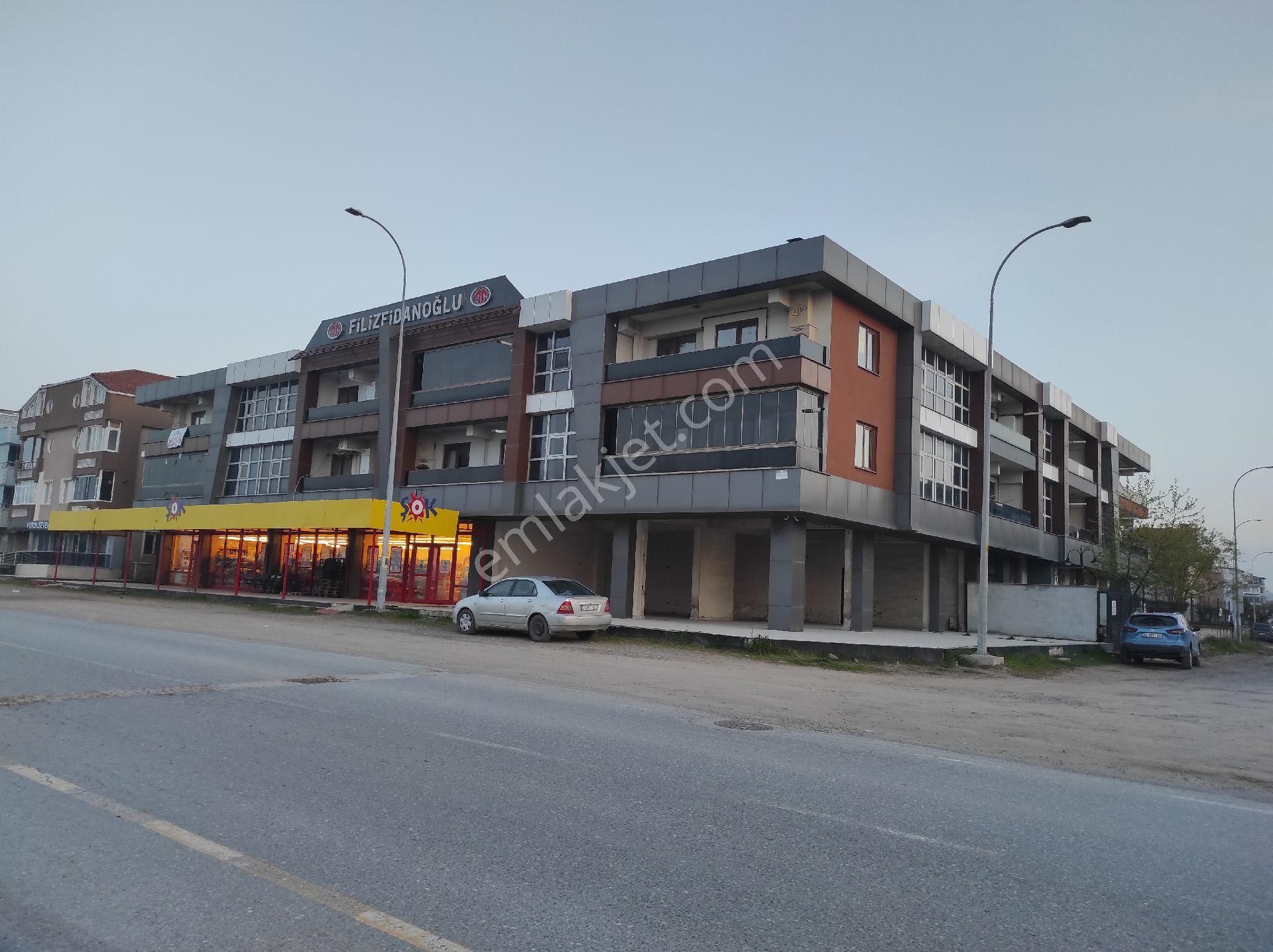 Re/max'dan Havuzlu Sit. Deniz Man. Kom.petekli 2+1 Mutfak Ayrı Satılık Daire