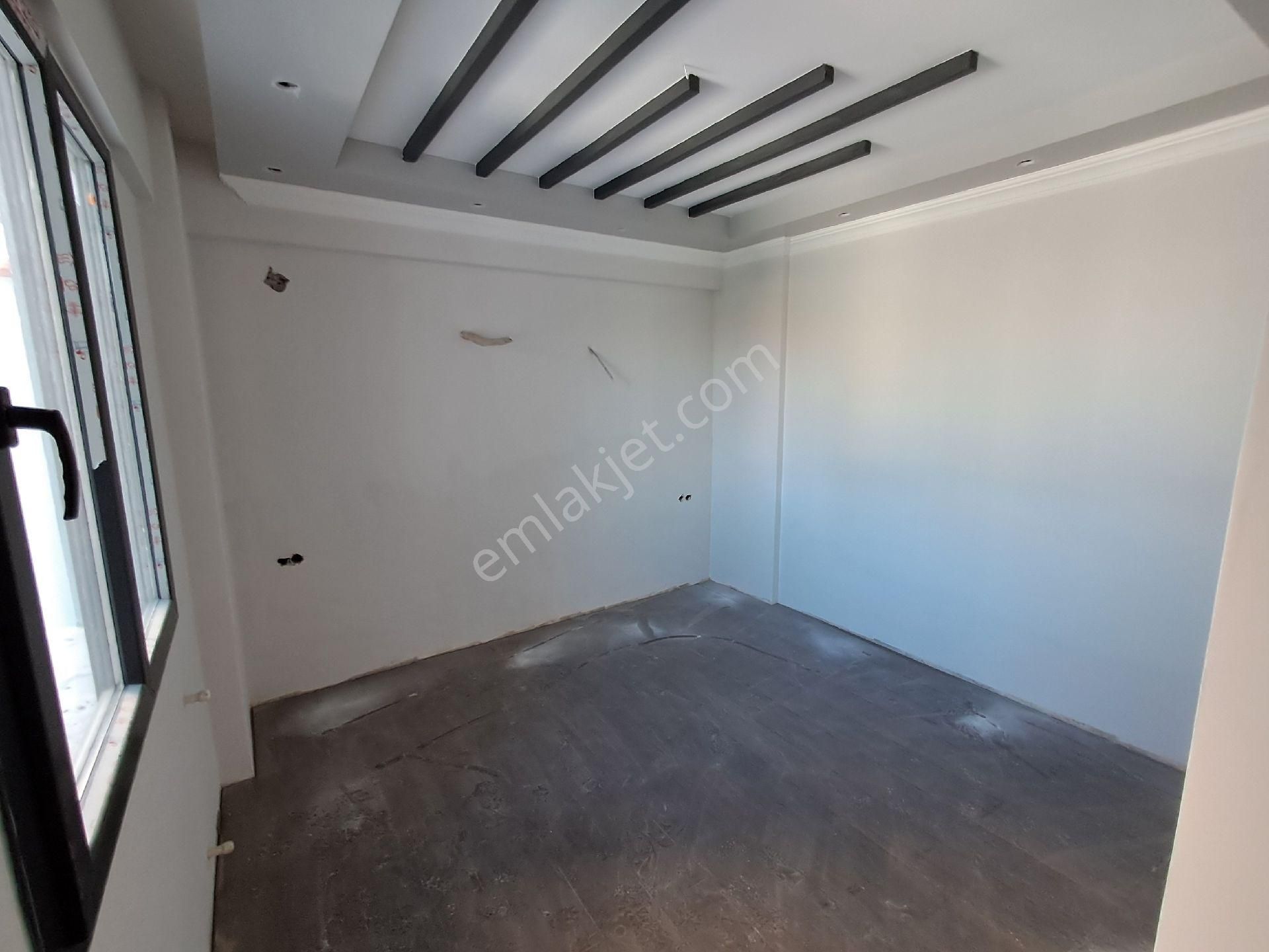 Günaydın Emlaktan Ortaca Bahçelievlerde Lux Satılık Sıfır 1+1 Teraslı Daire