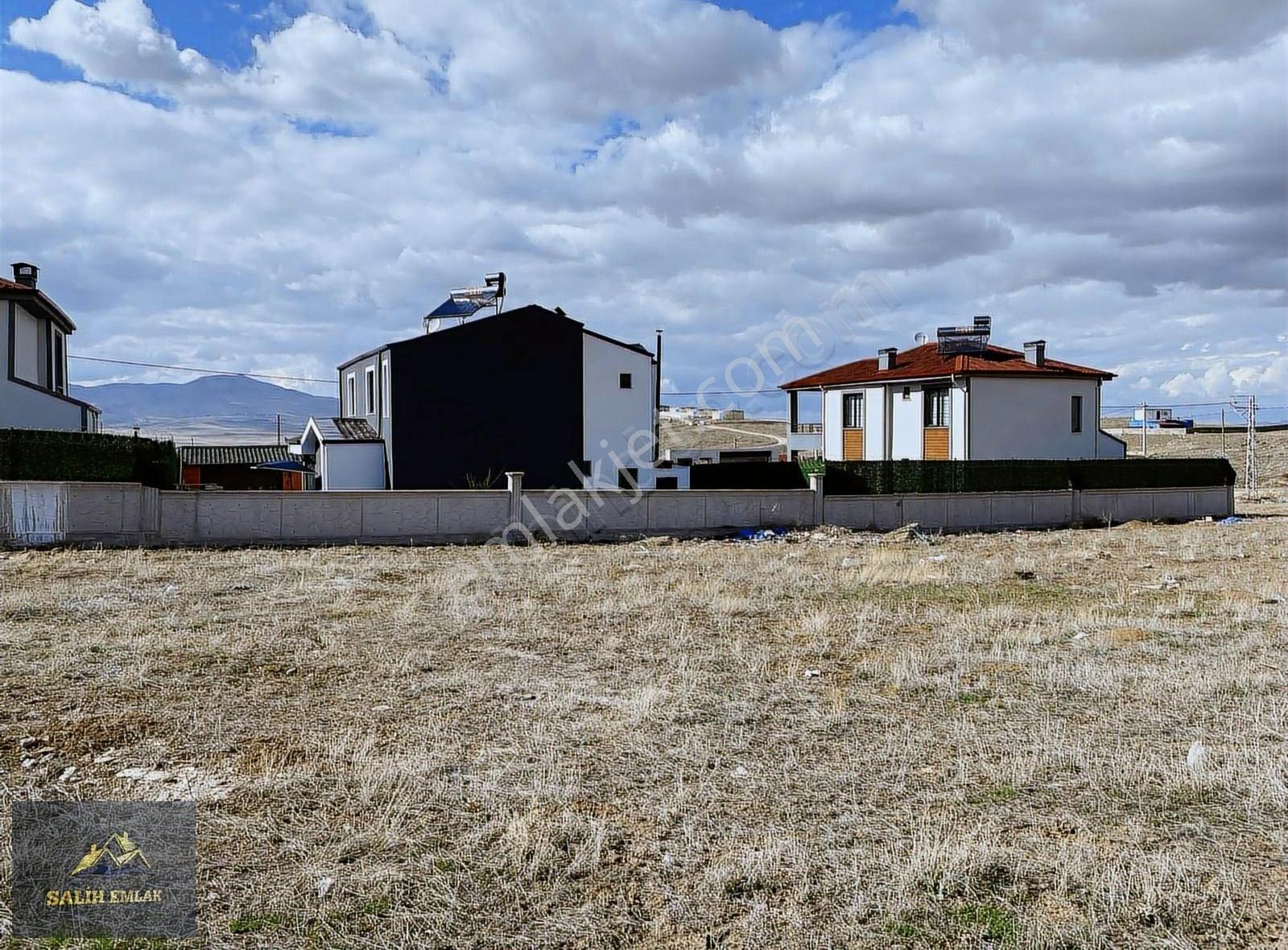 Salih Emlak Tan Aktaş Cumhuriyet Mah.520 M2 Villa Arsası - Görsel 4