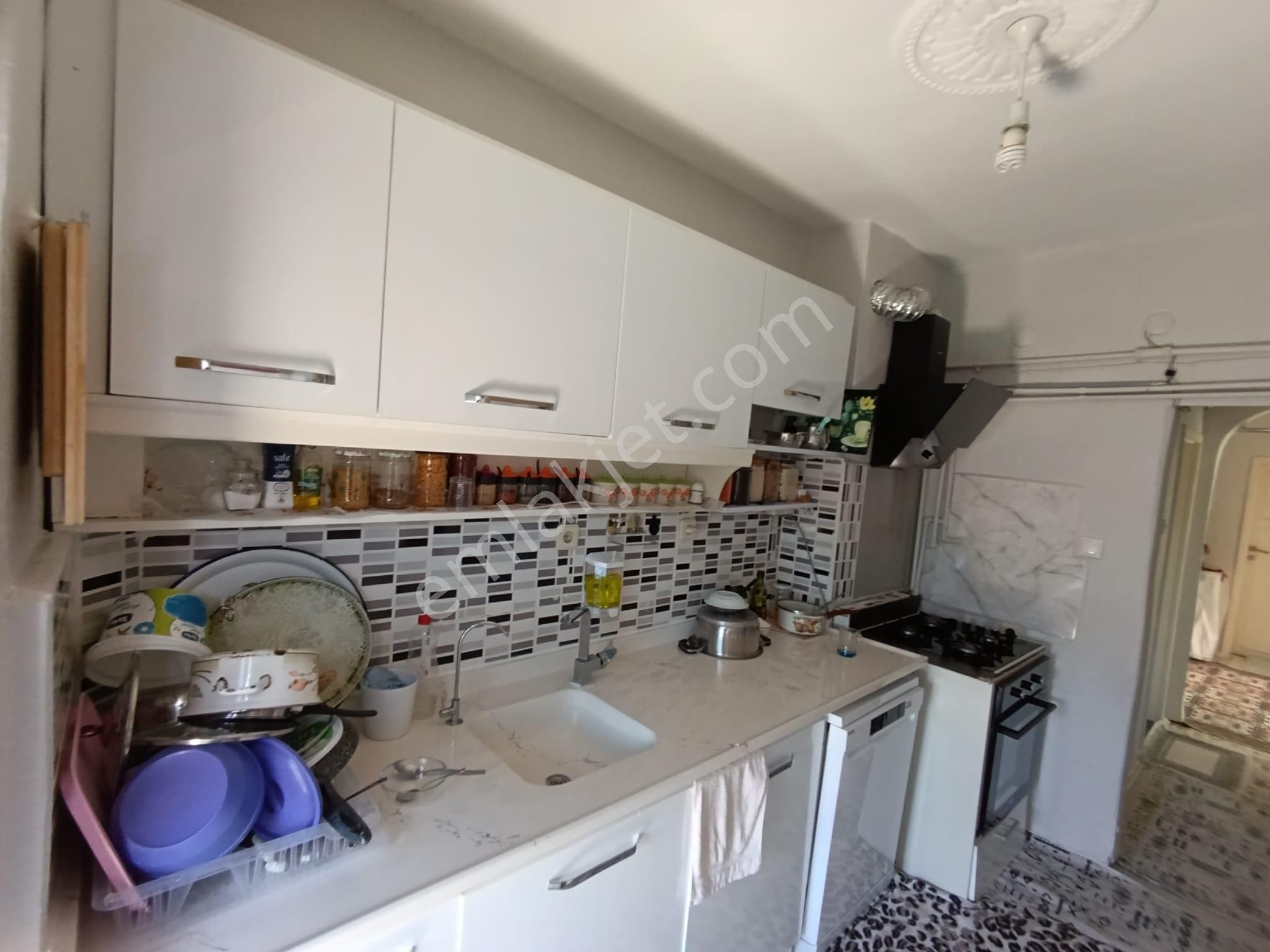 Akşemsettin Mh Ulaşıma Yakın Katta Daire