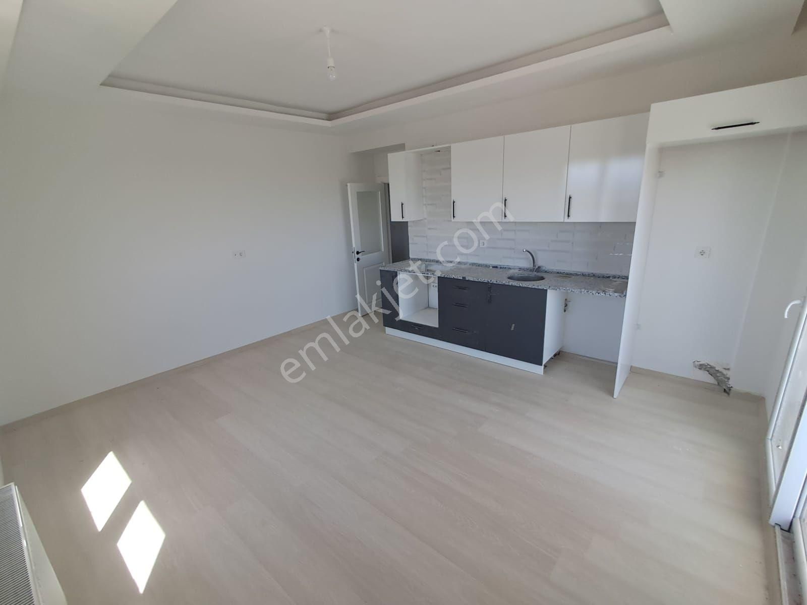 Elsa Gayrimenkulden Satılık 3+1 Daire Bizim Market Yanı Ucuz Kelepir Kozan