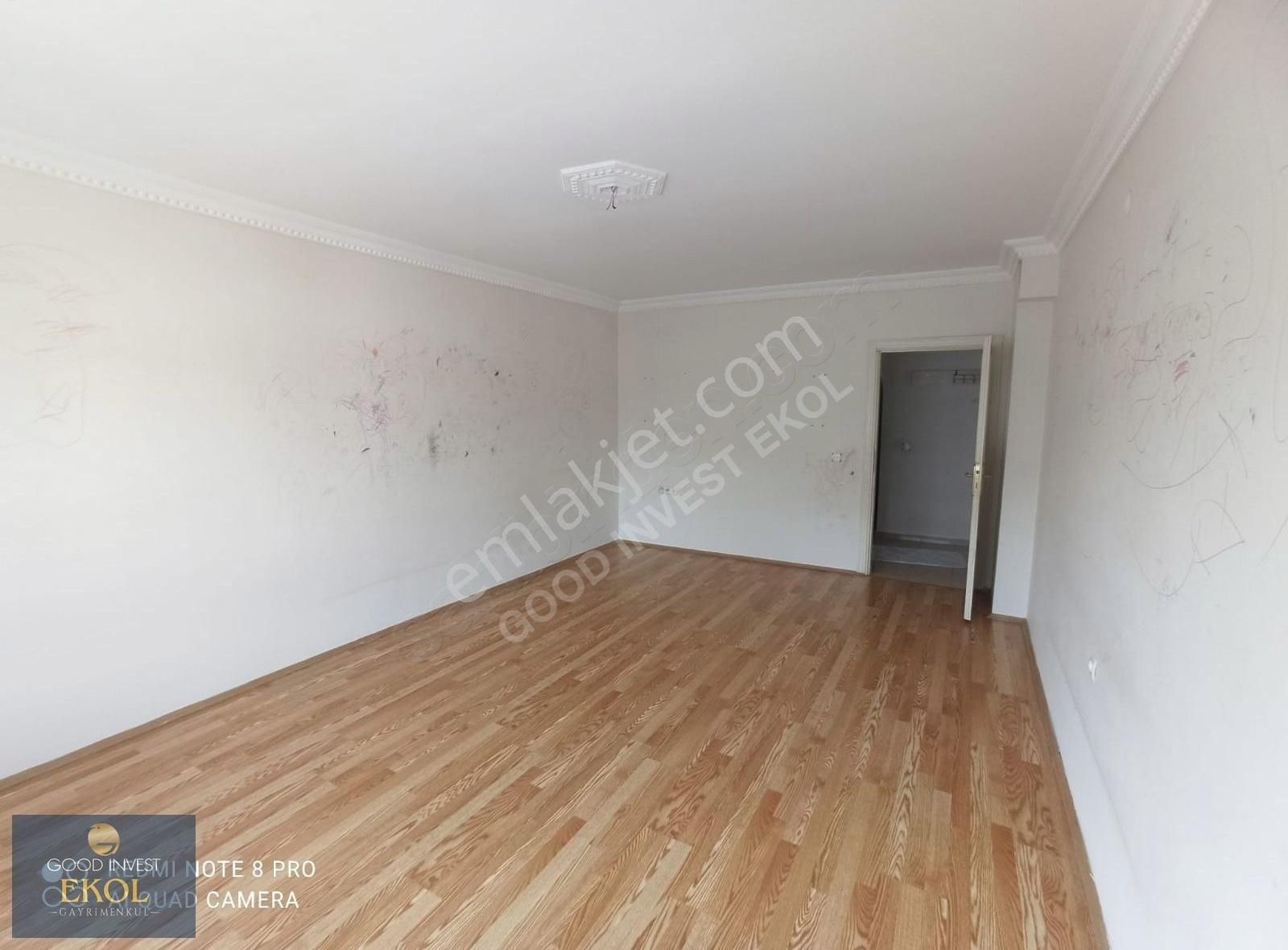 Kuşcağız Mahallesi Ara Kat Asansör 3+1 Kiralık Daire