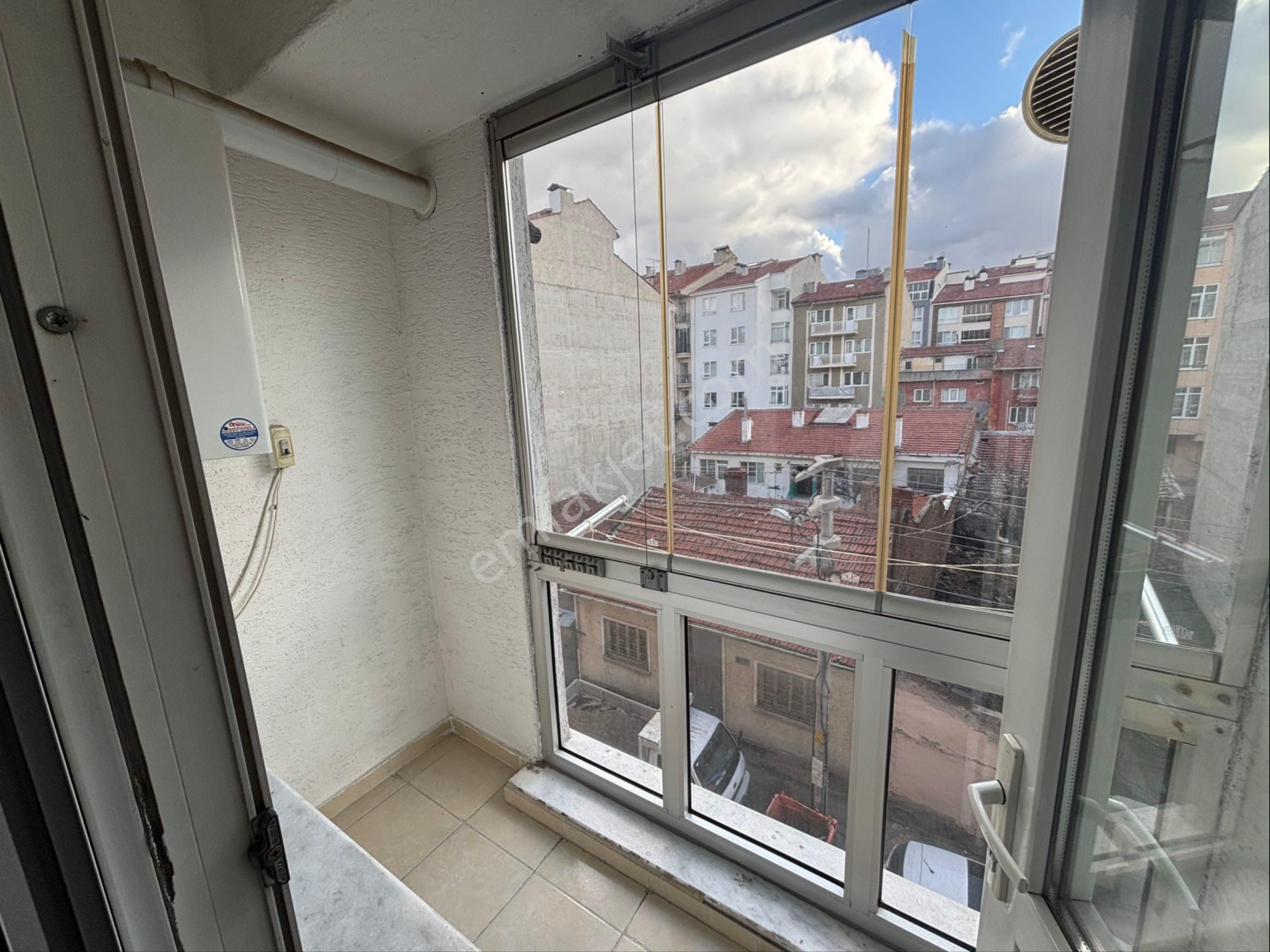 Eskişehir Yenidoğan Mahallesi Kiralık 2+1 Daire