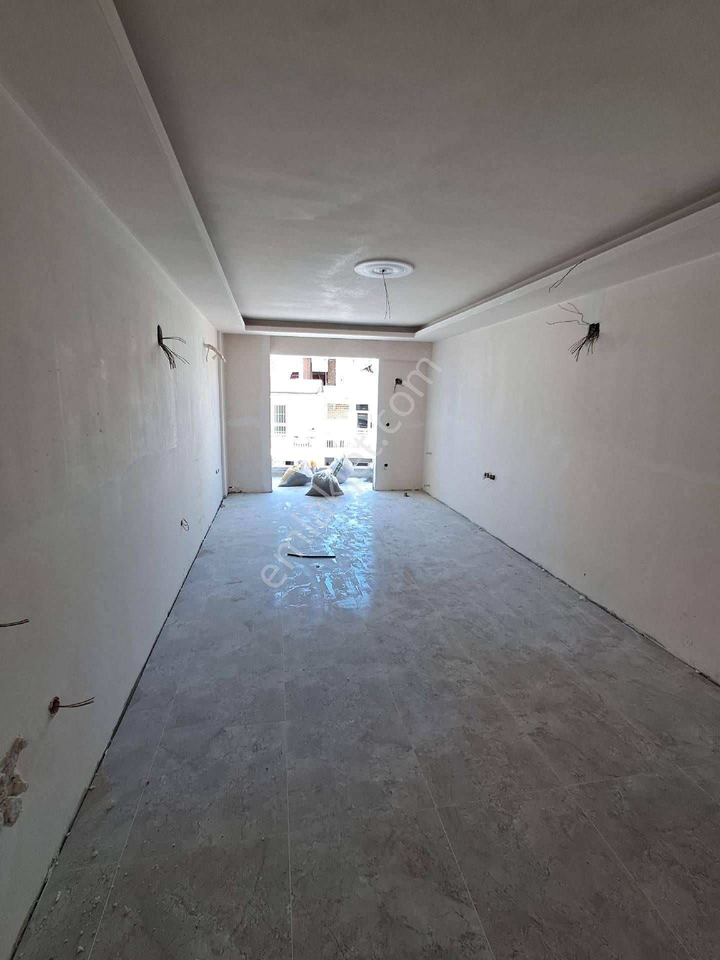 Ortaca Merkezde Ebeveyn Banyolu Geniş Satılık 2+1 Daire