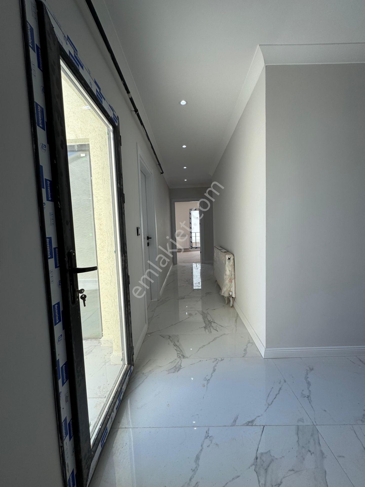 İstasyon Mahallesinde Satılık Lüks Yapılı 3+1 Dubleks Daire - Görsel 32