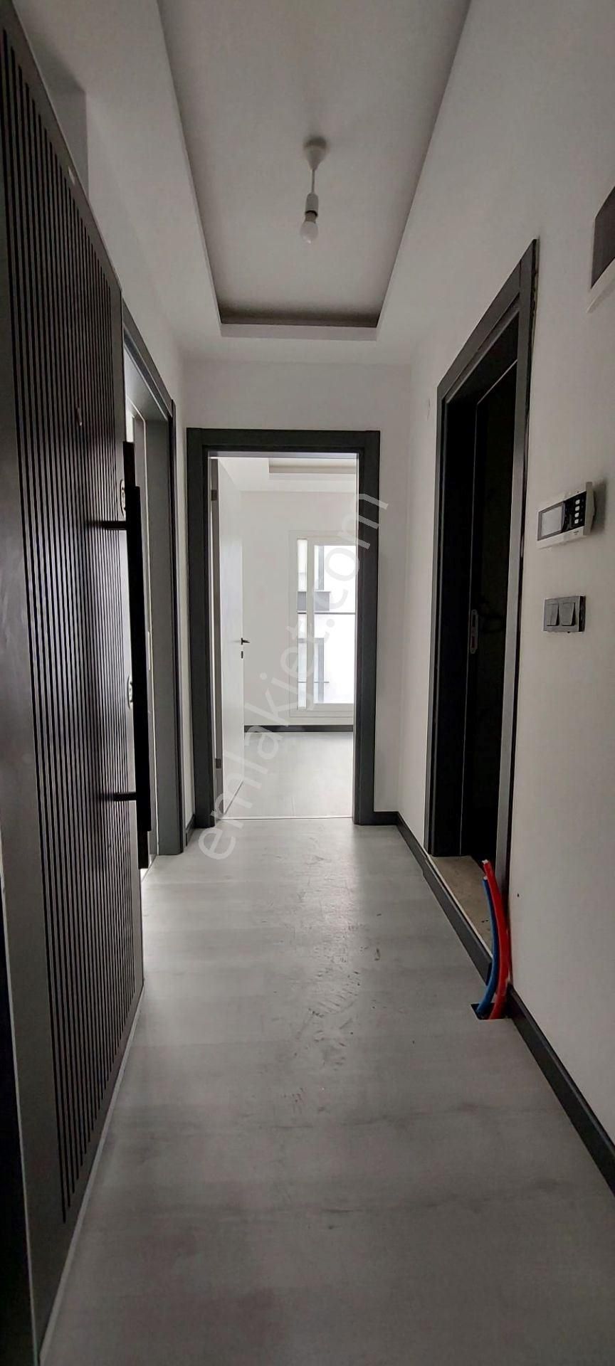 Davutlar Merkezde Sıfır 1+1 Satılık Daire