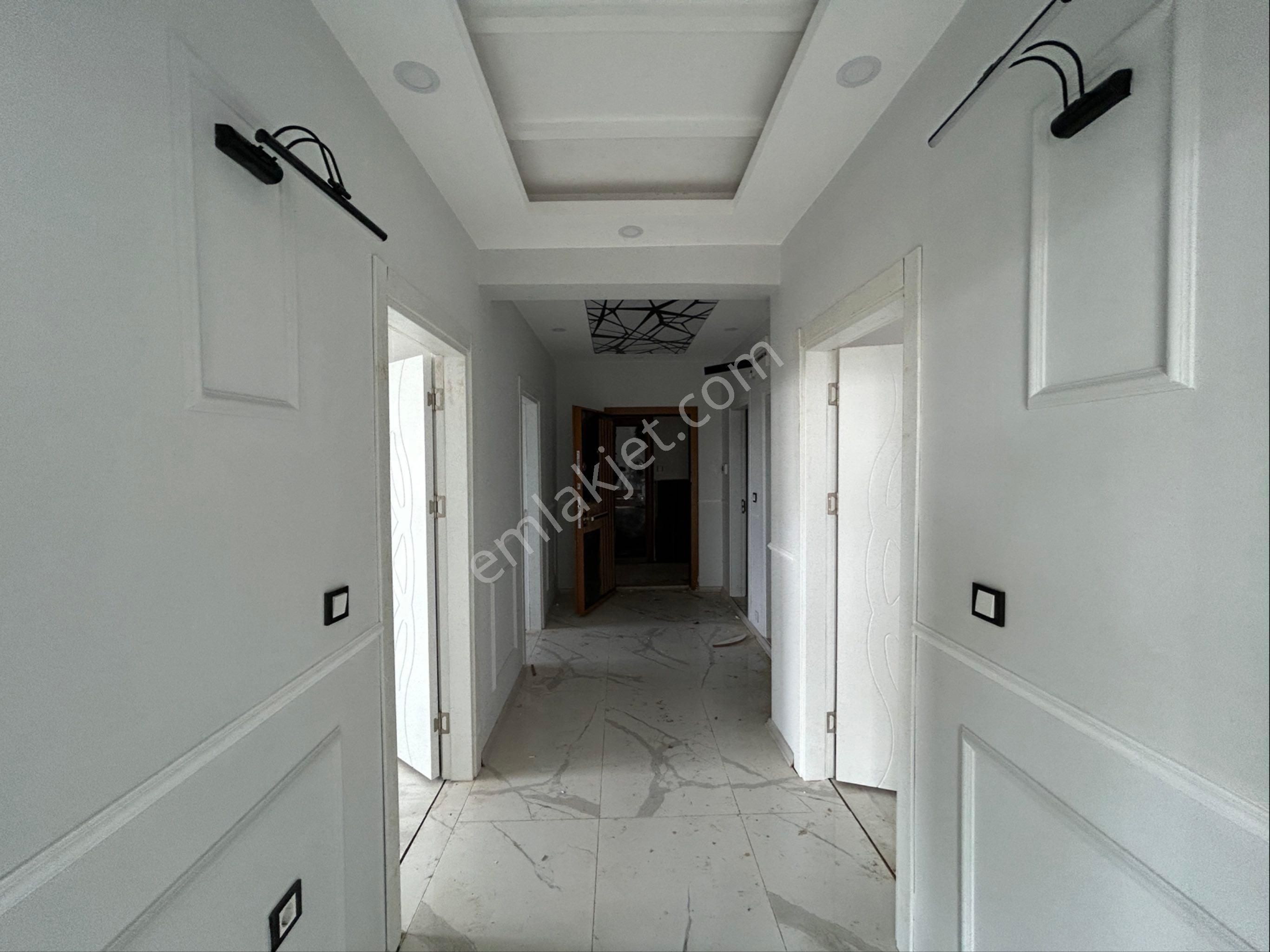 Devlet Hastanesi Yakını Sıfır Lüks 2+1 Kap.balkon Otopark Güney Cephe