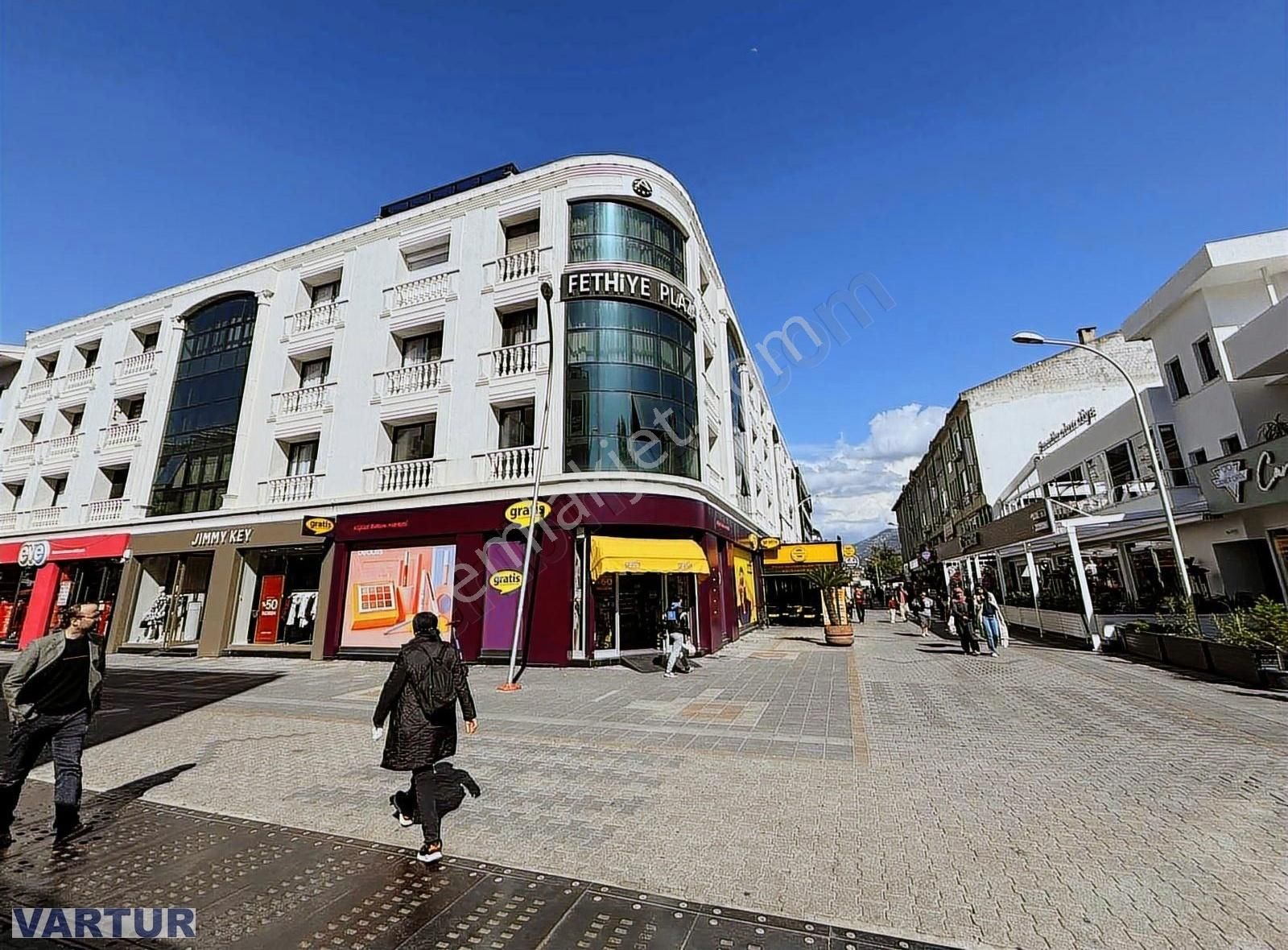 Fethiye Şehir Merkezinde Plazada Satılık 3+1 - Görsel 13