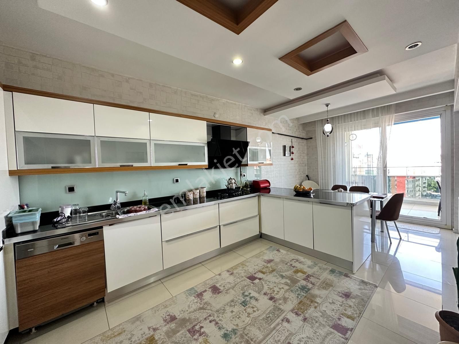 Kayapınar Diclekent Cadde Üstü Med Lıfe Cıty De 4+1 Lüks Daire